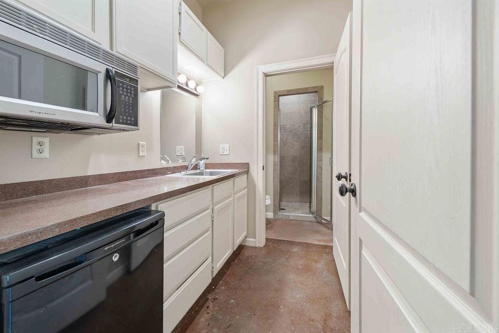3013 Overbrook Circle Property Photo 33