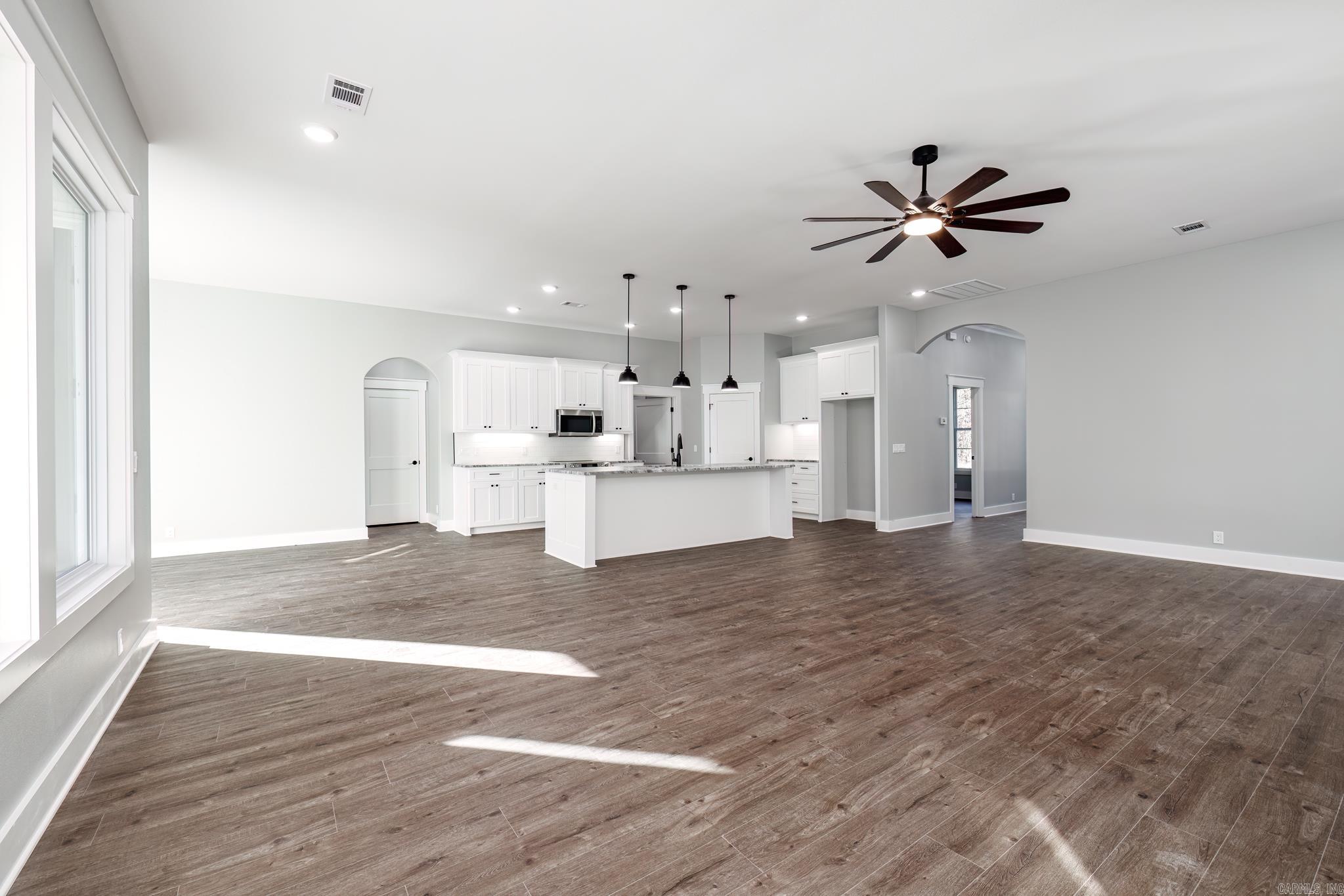 3 Sanchez Way Property Photo 14