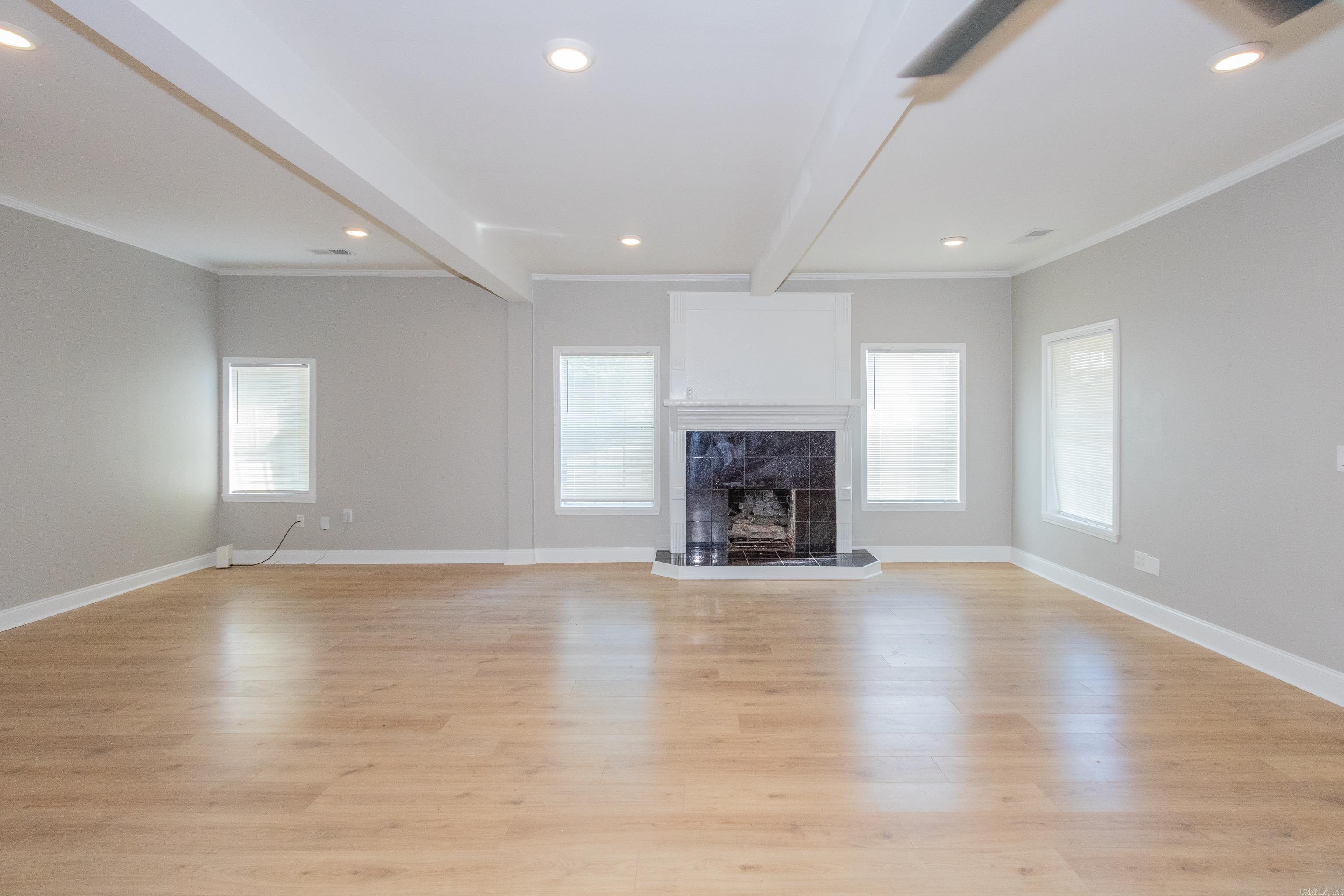 1018 River Street Property Photo 12