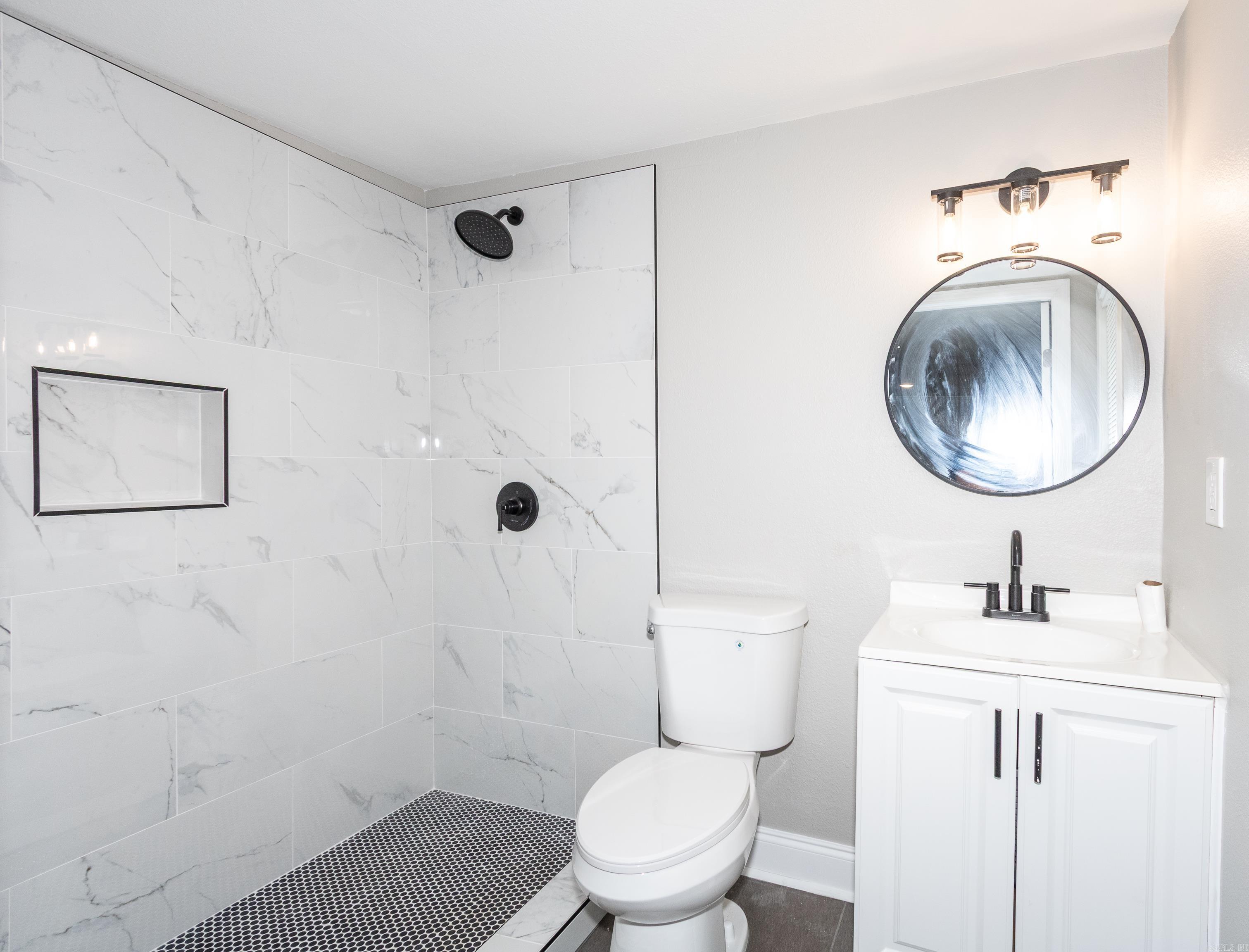 1018 River Street Property Photo 22