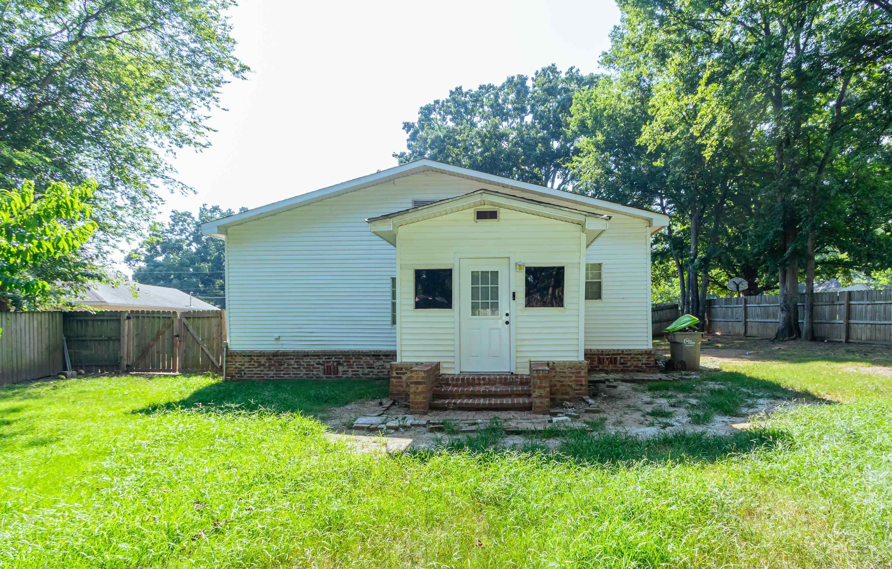 1018 River Street Property Photo 25