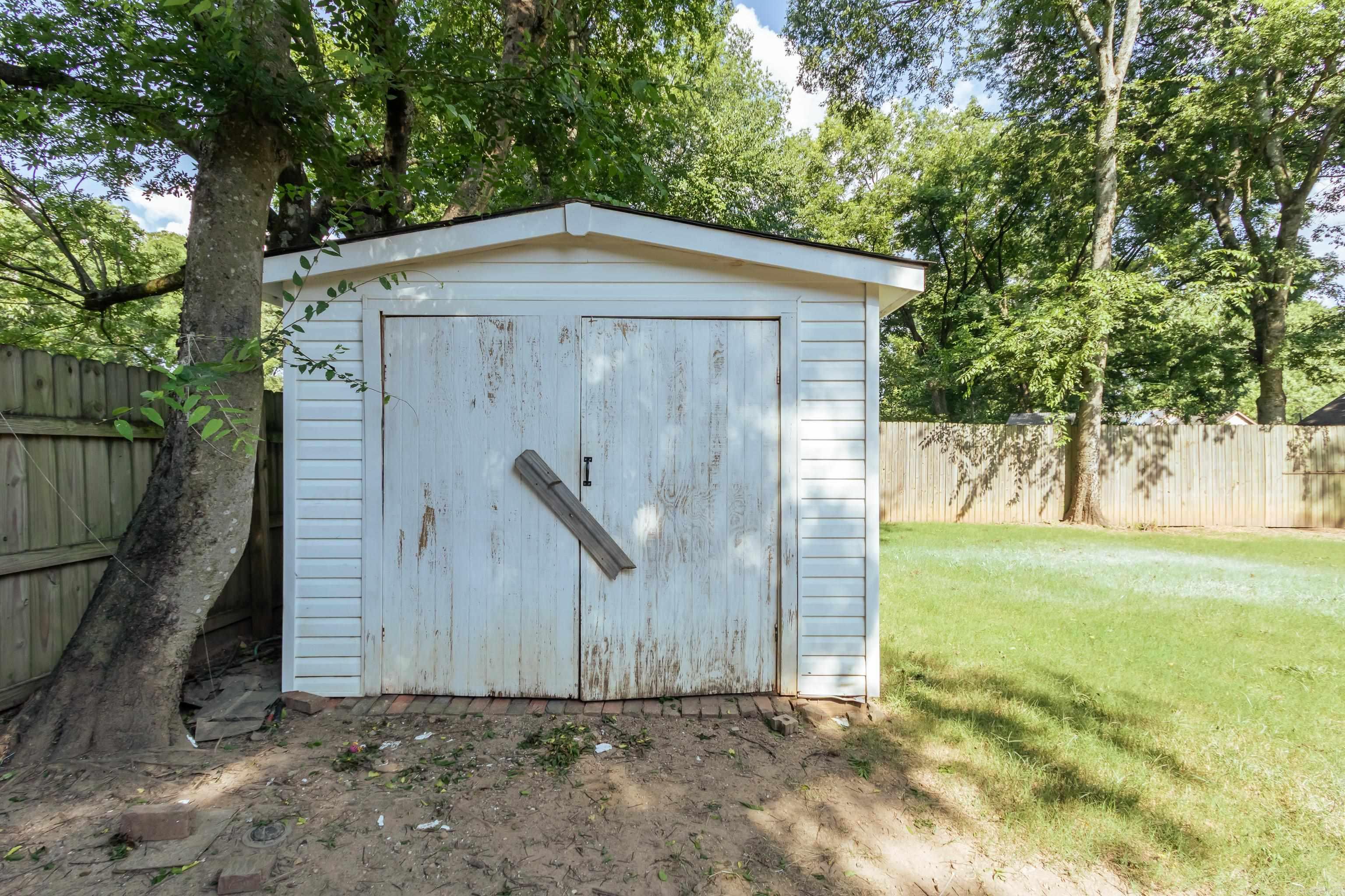 1018 River Street Property Photo 26