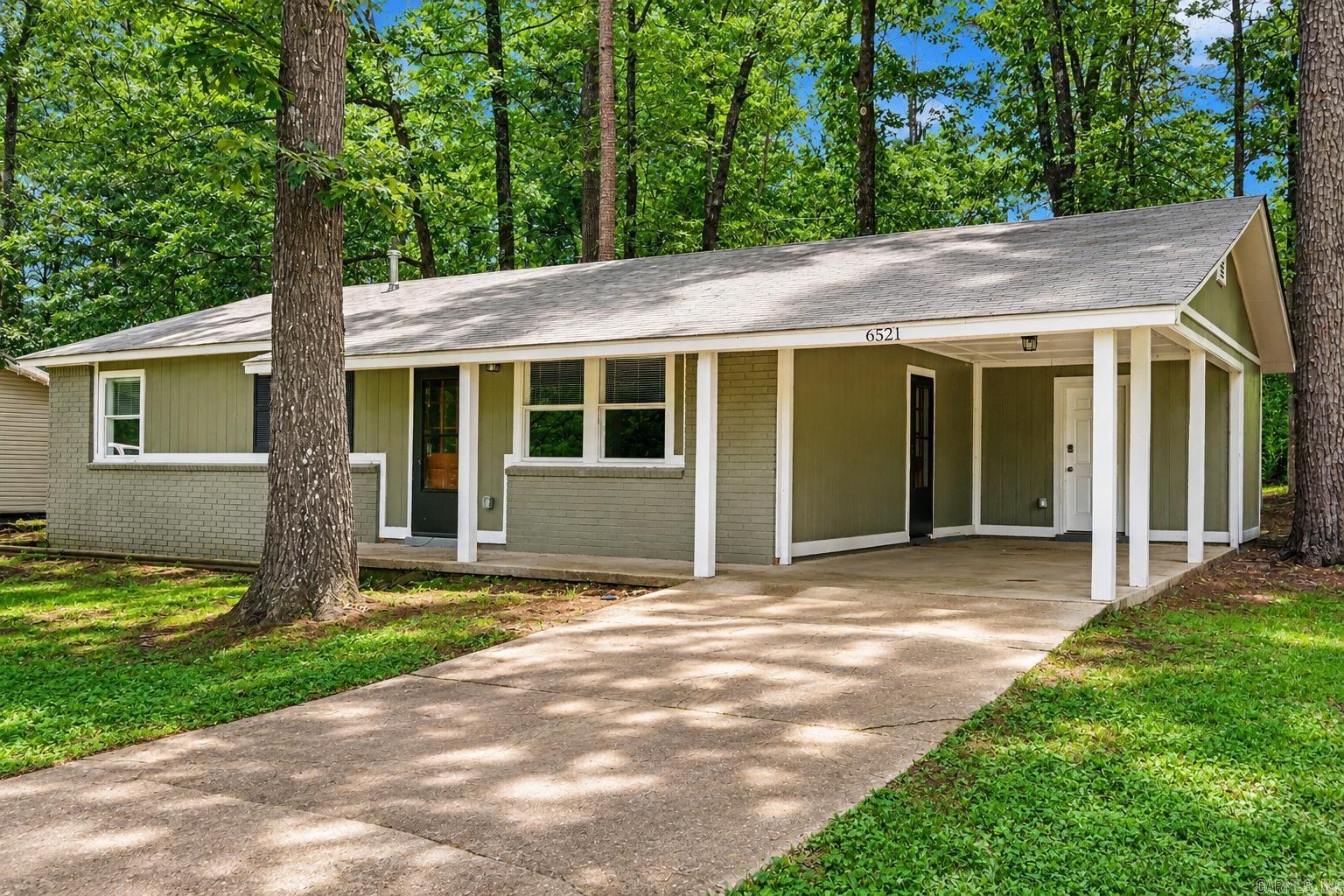 6521 Grayson Drive Property Photo 2