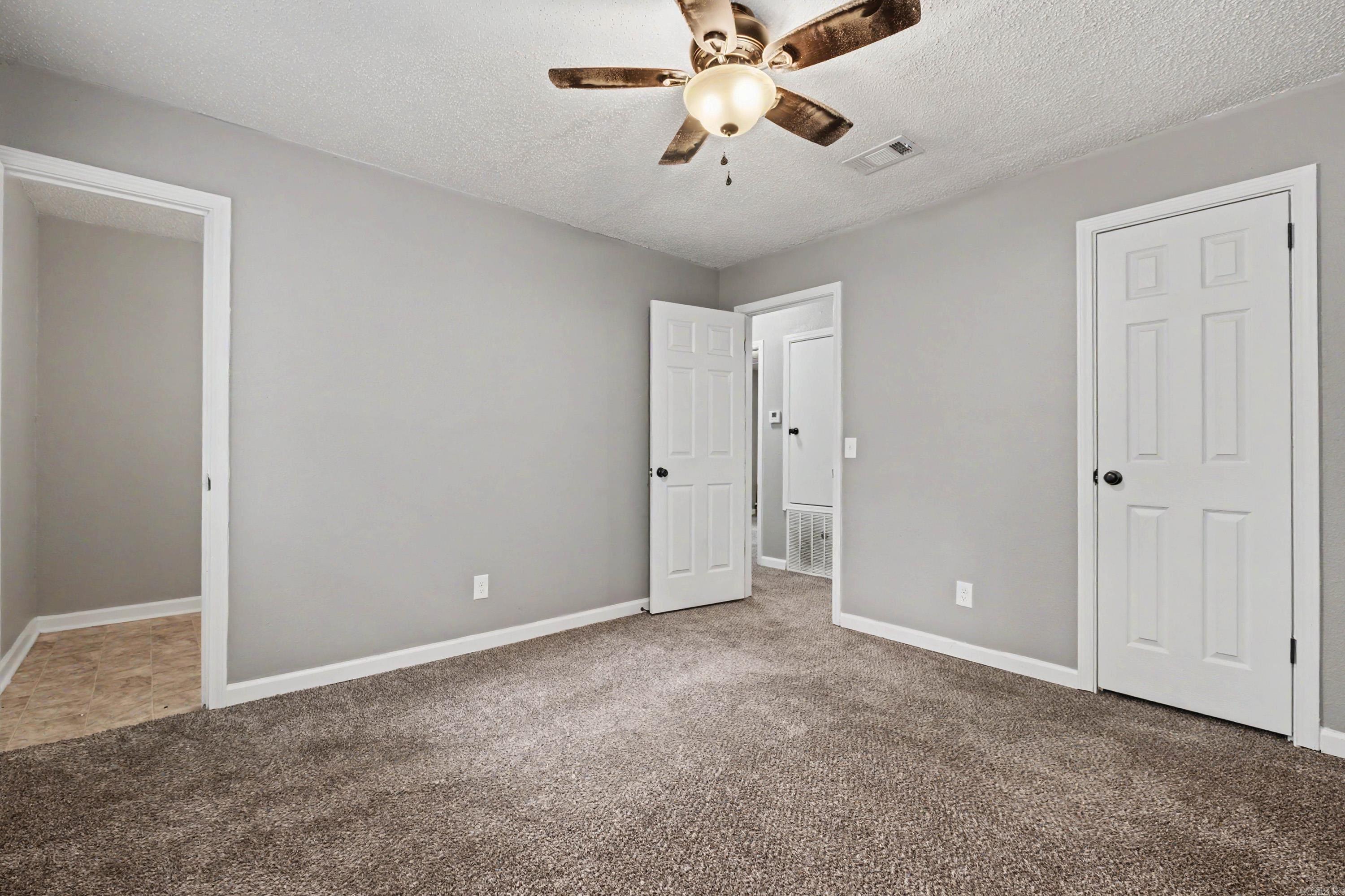 6521 Grayson Drive Property Photo 10