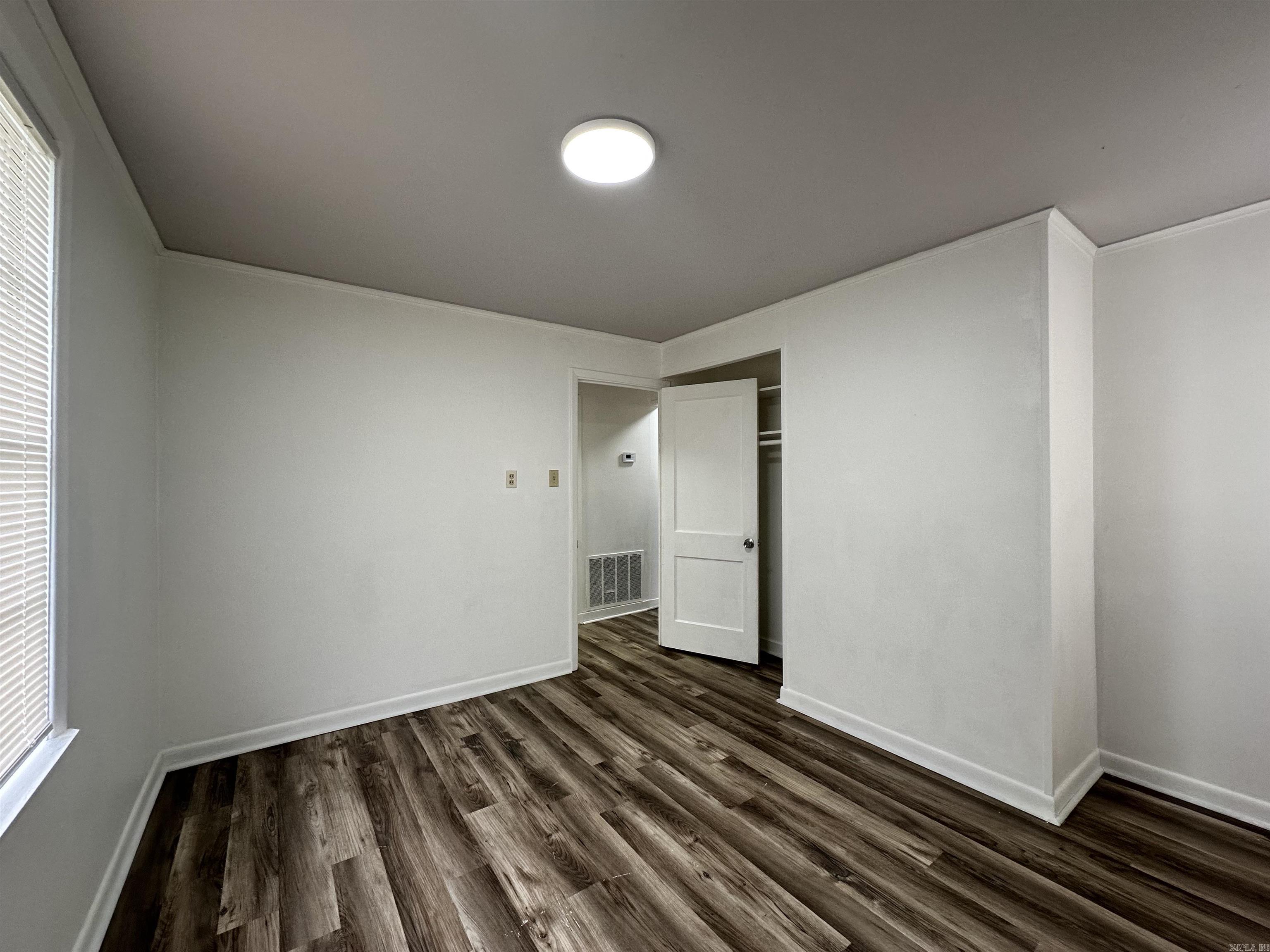 189 Roosevelt Road Property Photo 17