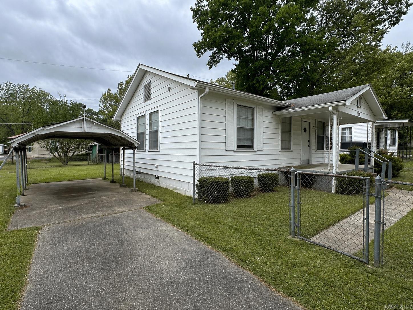 189 Roosevelt Road Property Photo 18