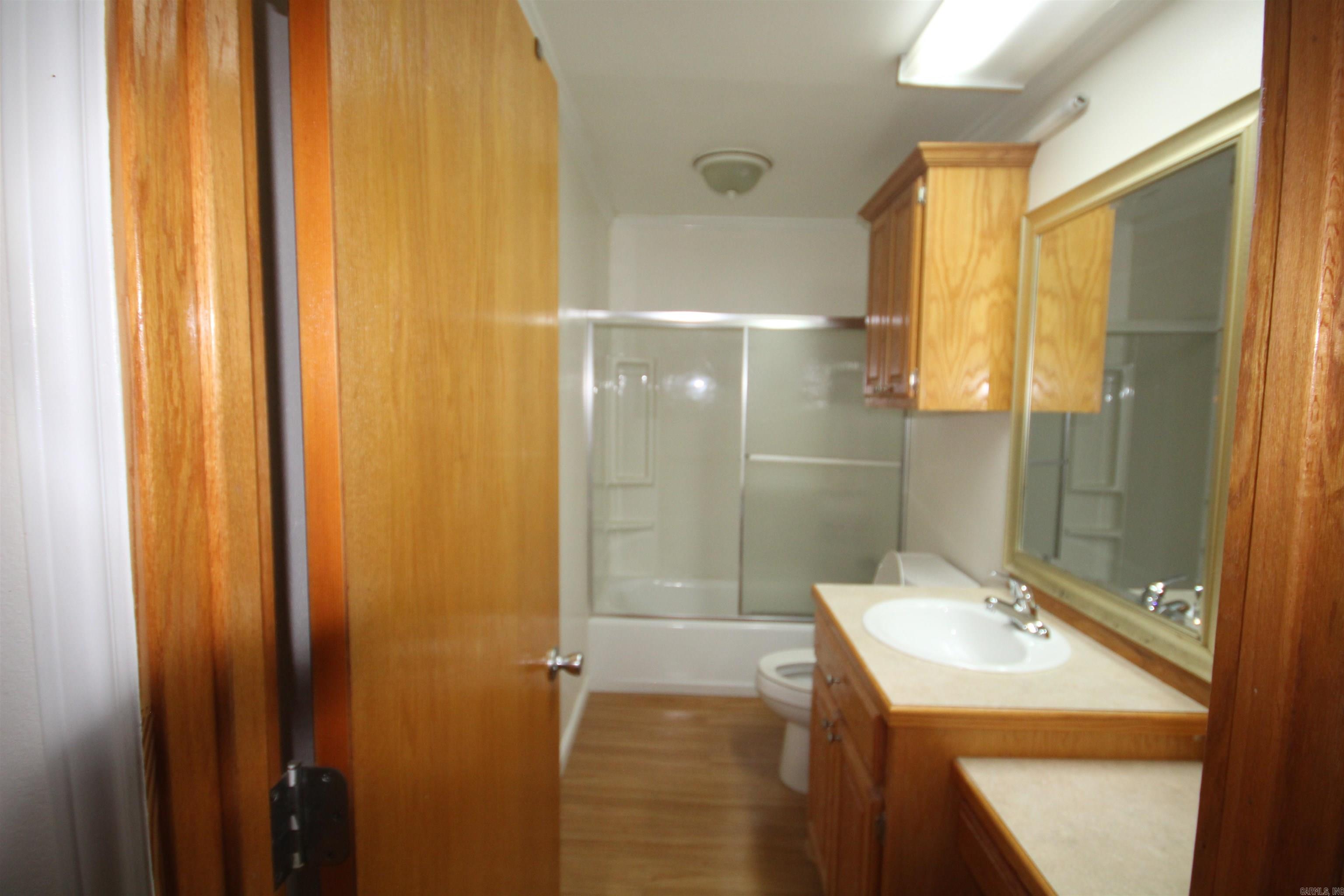 118 Lakefork Drive Property Photo 6