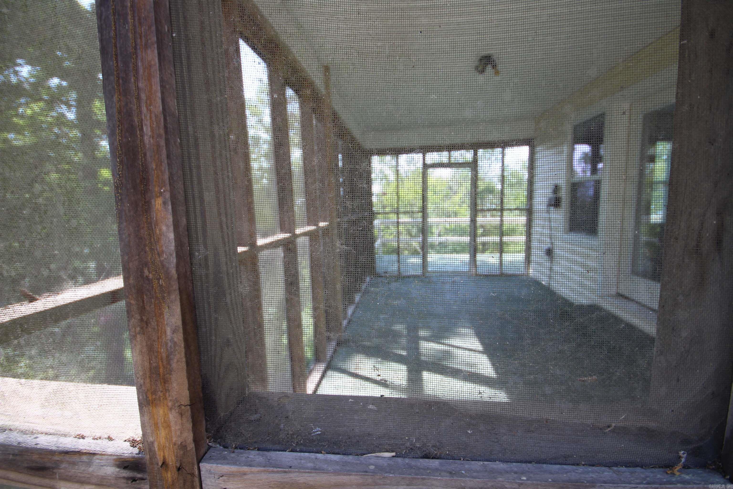 118 Lakefork Drive Property Photo 12