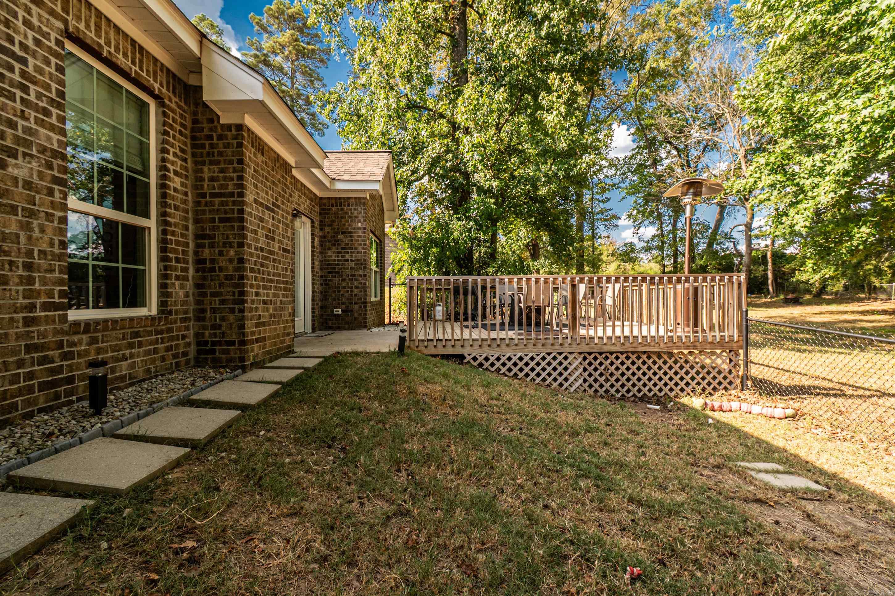 140 Mayhaw Ln Property Photo 24