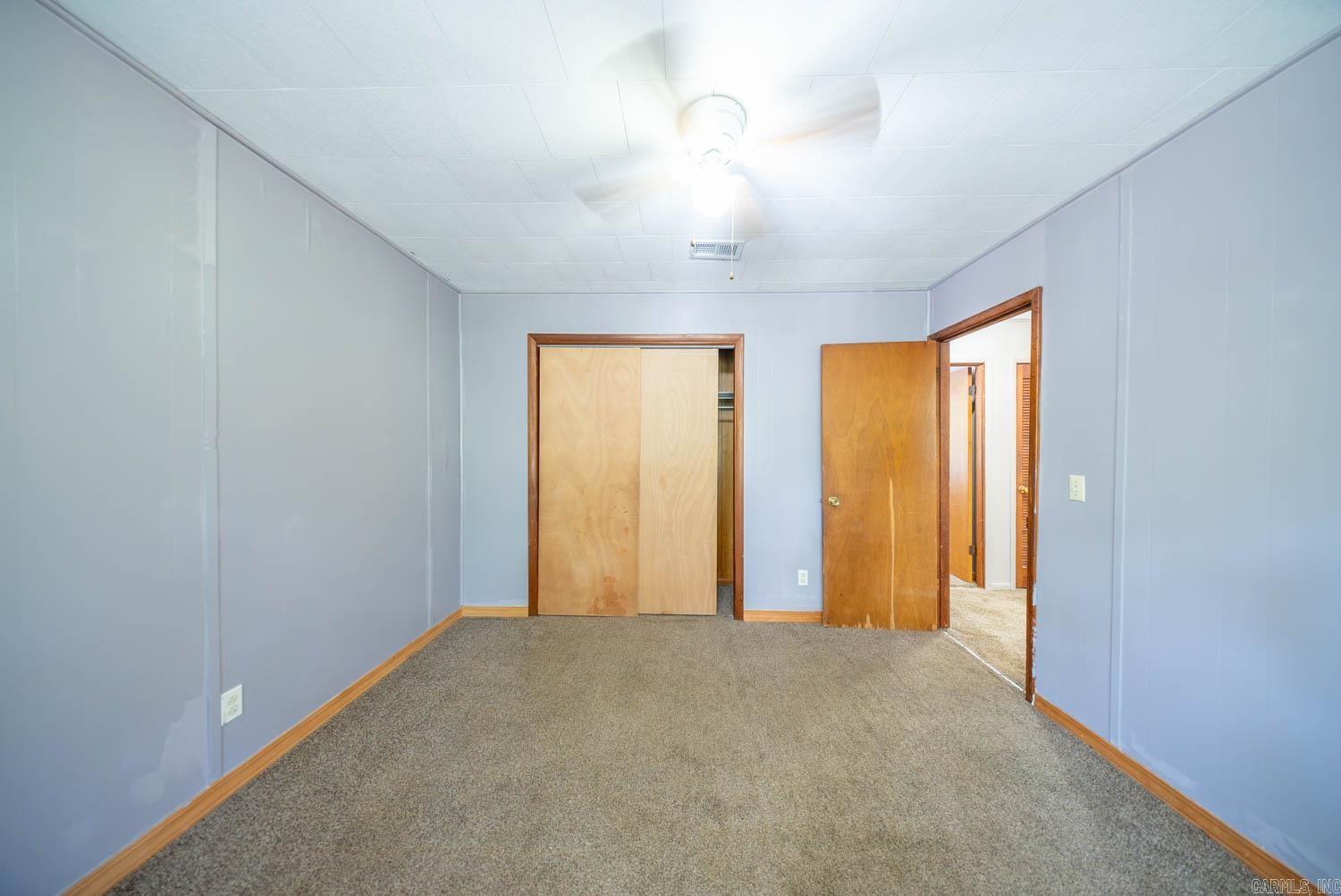 1527 W Cardinal Drive Property Photo 12