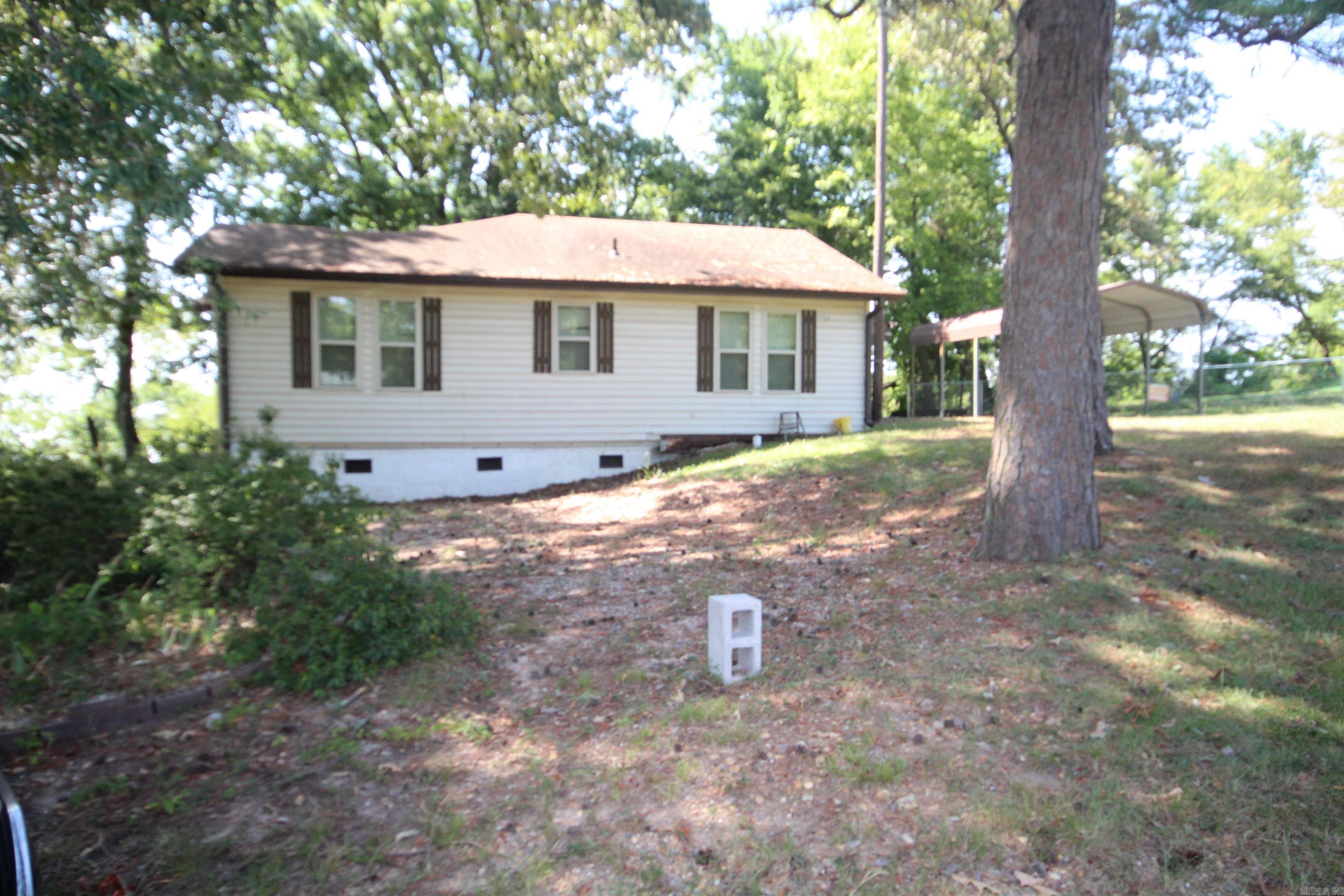 112 Lakefork Drive Property Photo 2