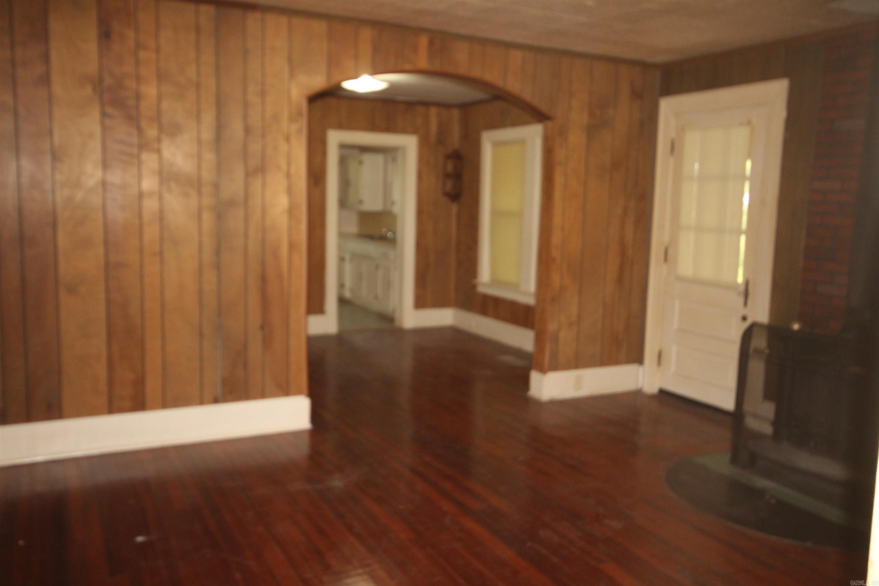 112 Lakefork Drive Property Photo 4