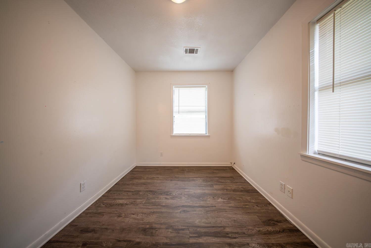 35 N Goodwin Street Property Photo 7