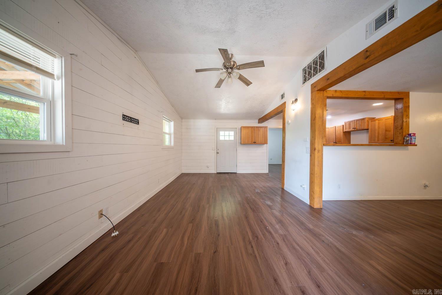 35 N Goodwin Street Property Photo 13