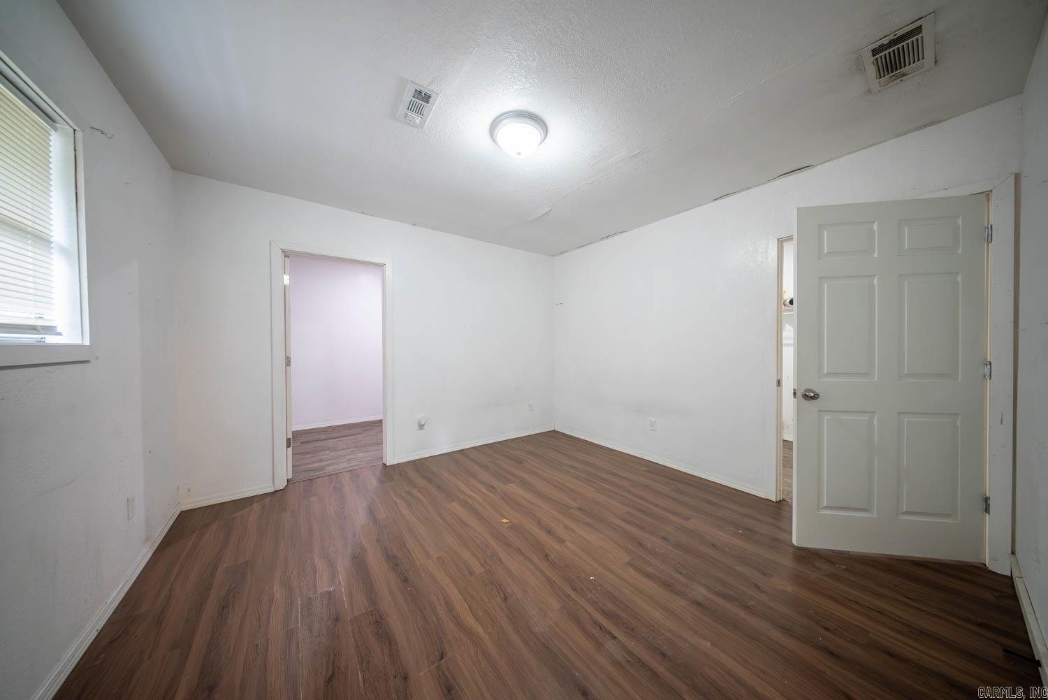 35 N Goodwin Street Property Photo 16