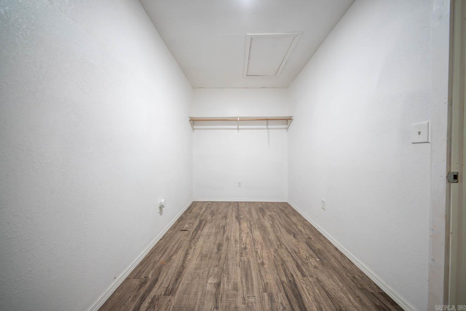 35 N Goodwin Street Property Photo 18