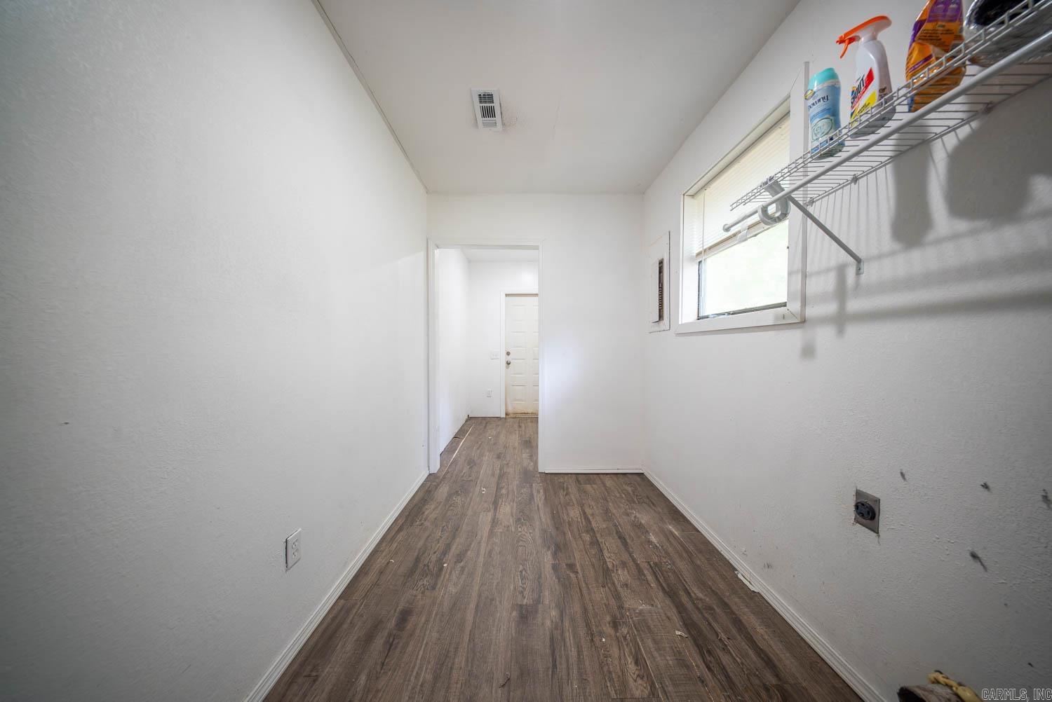 35 N Goodwin Street Property Photo 20