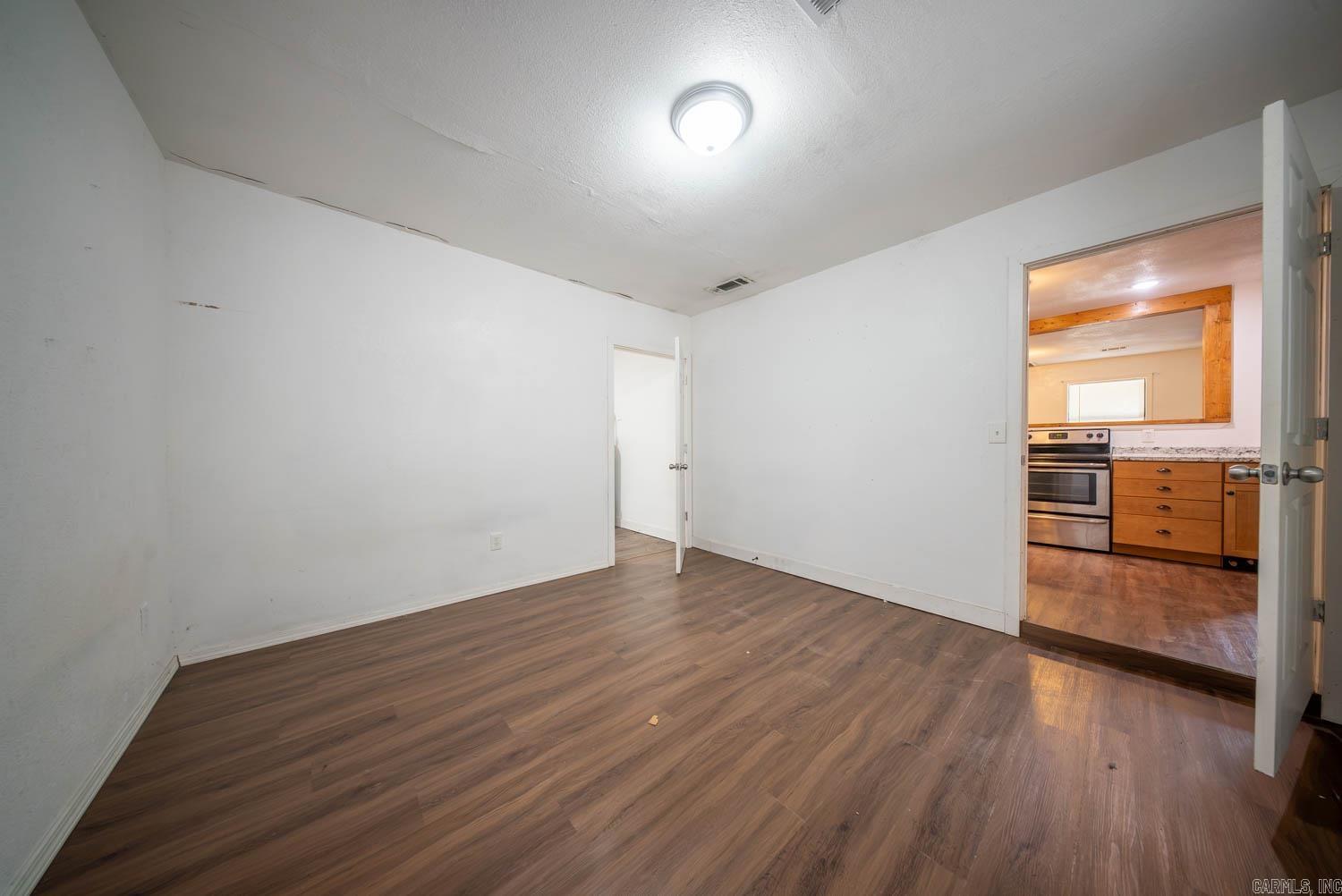 35 N Goodwin Street Property Photo 20