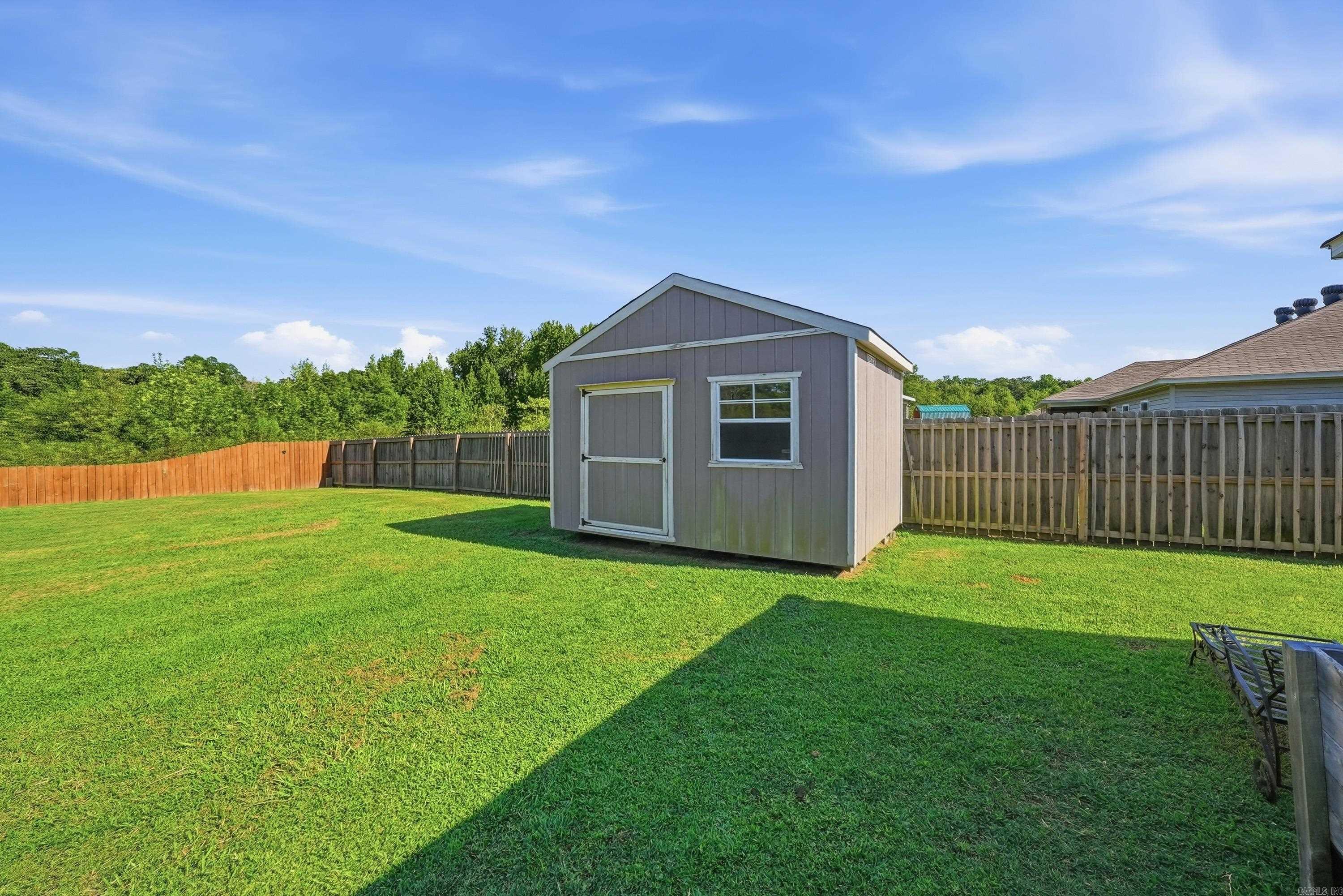 200 Hemlock Drive Property Photo 22