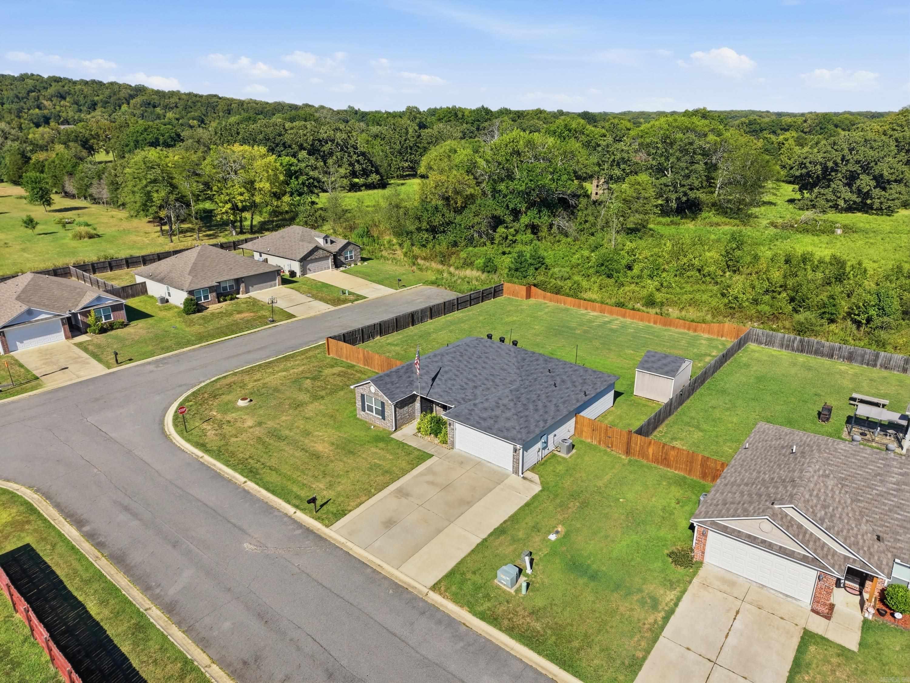 200 Hemlock Drive Property Photo 35