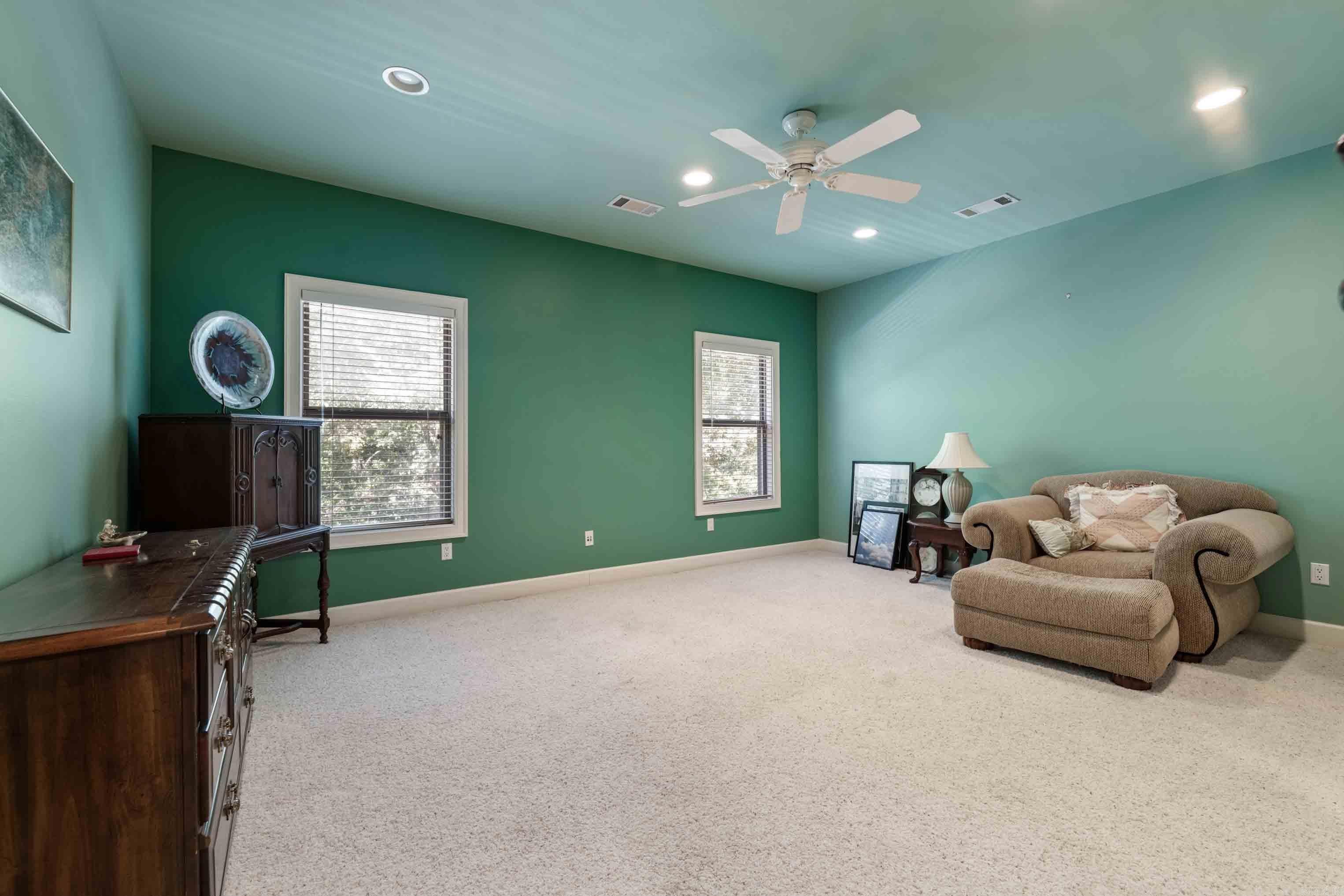 561 Silverwood Trail Property Photo 38