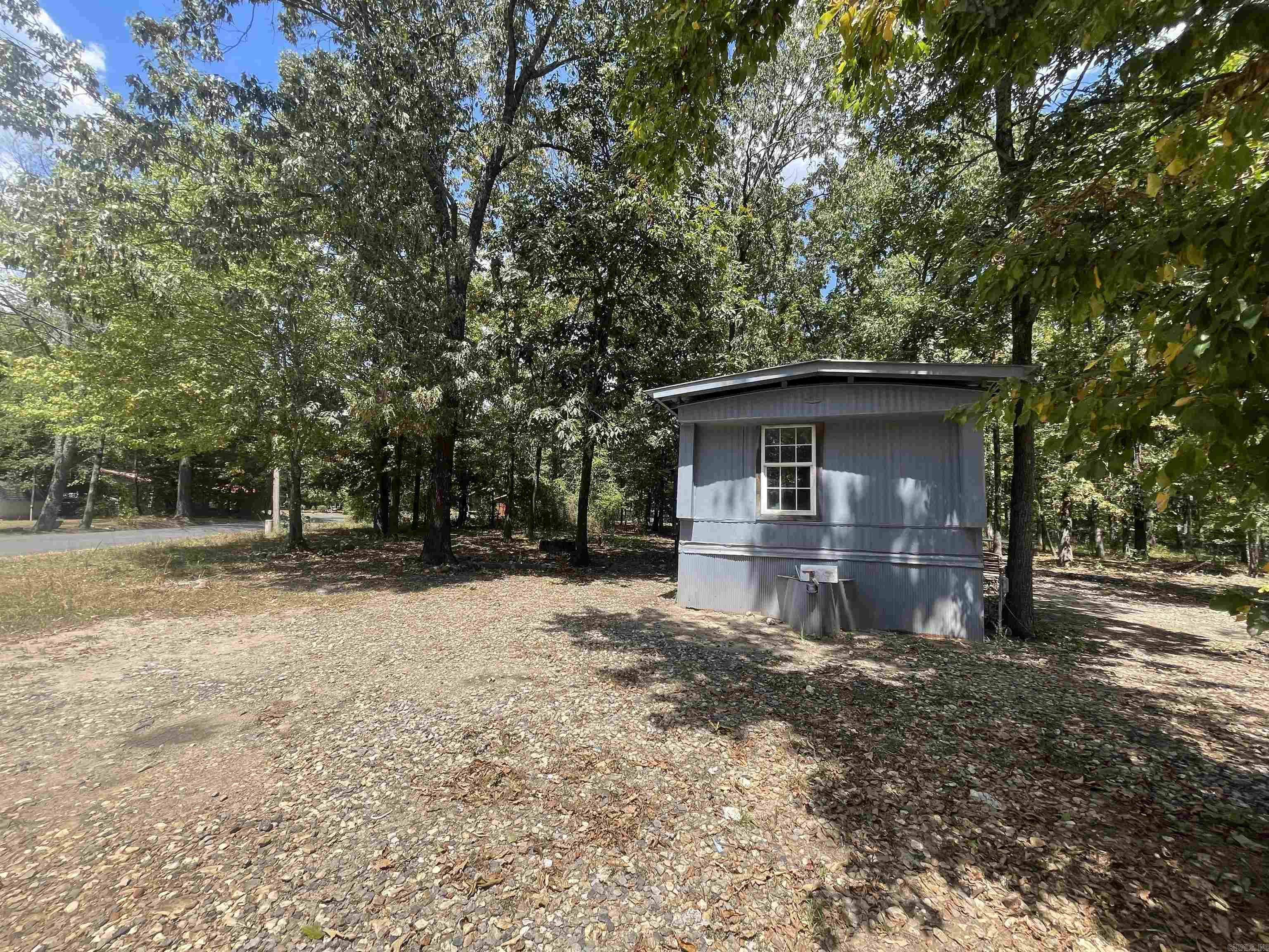 1001 N Eve Street Property Photo 4