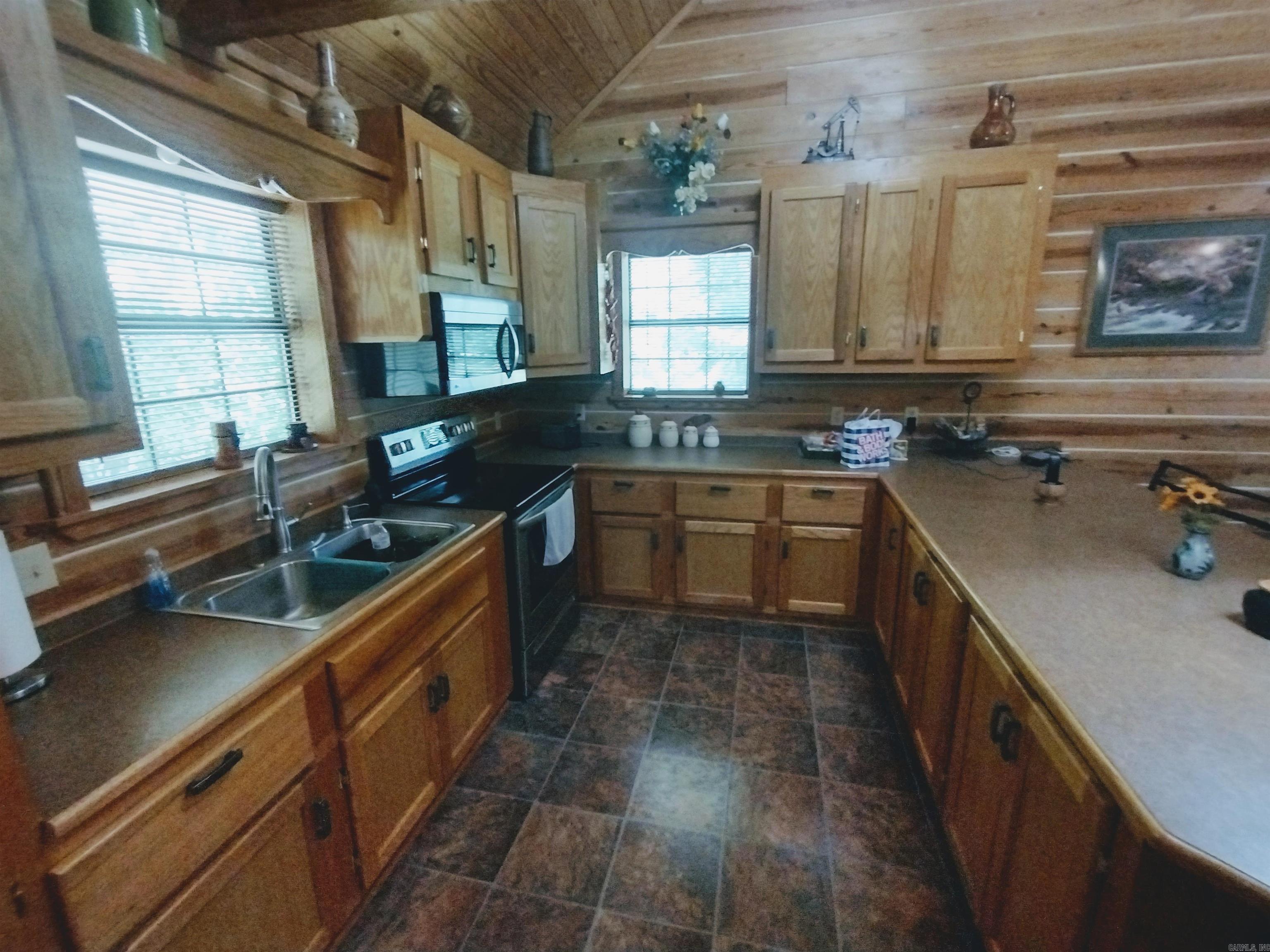4803 Mitchell Rd Property Photo 9