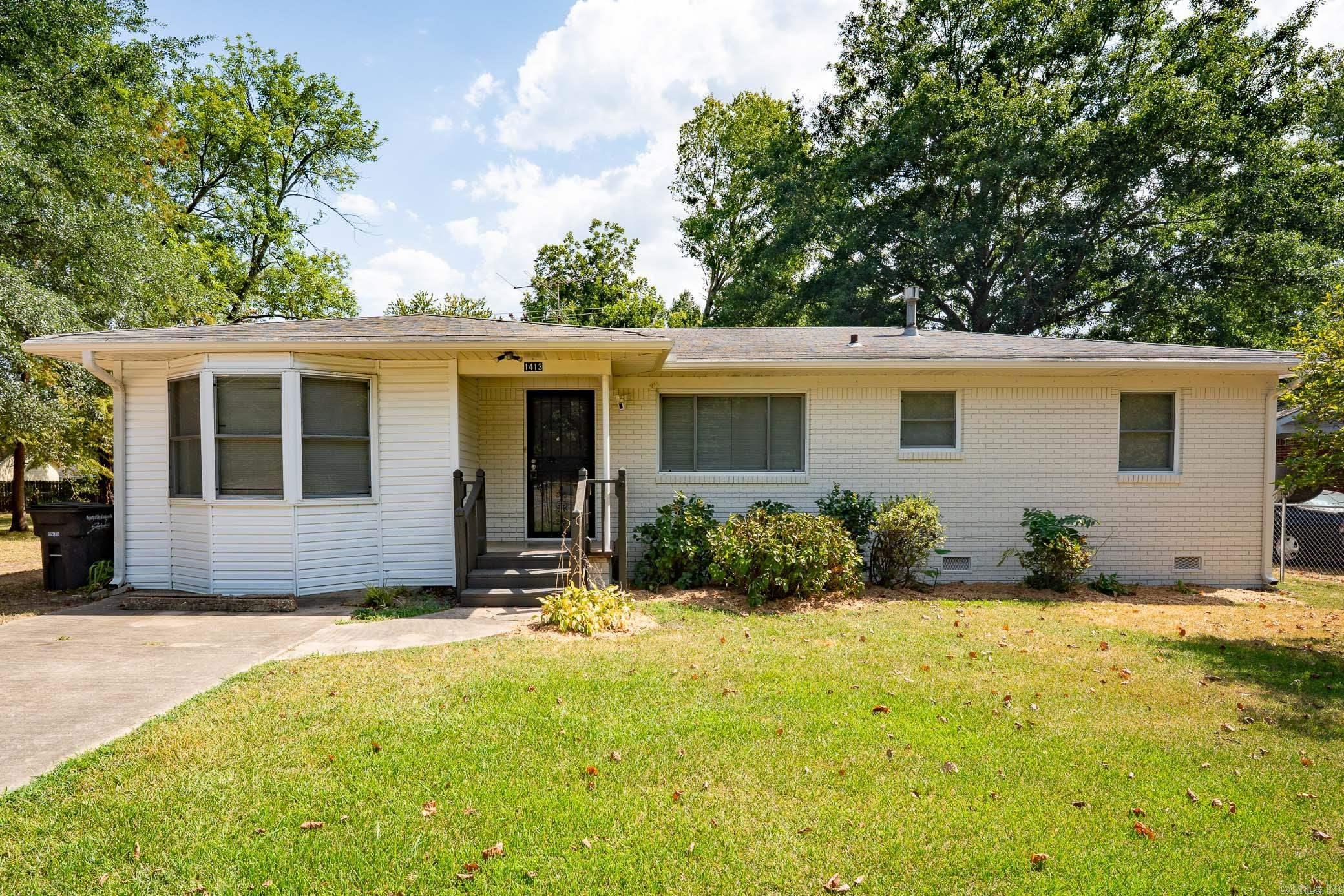 1413 Graham Rd Property Photo 1