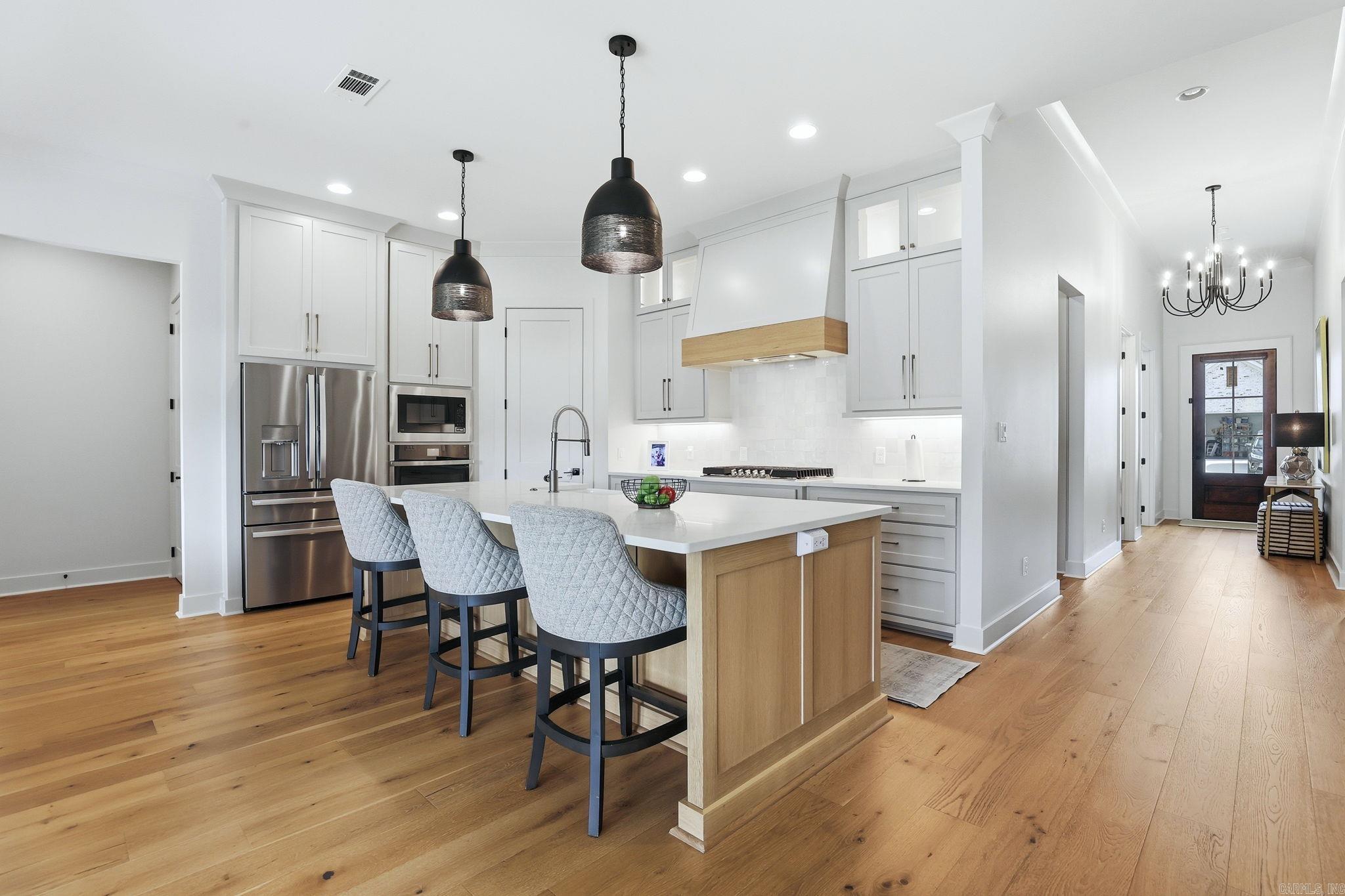 60 Copper Circle Property Photo 3