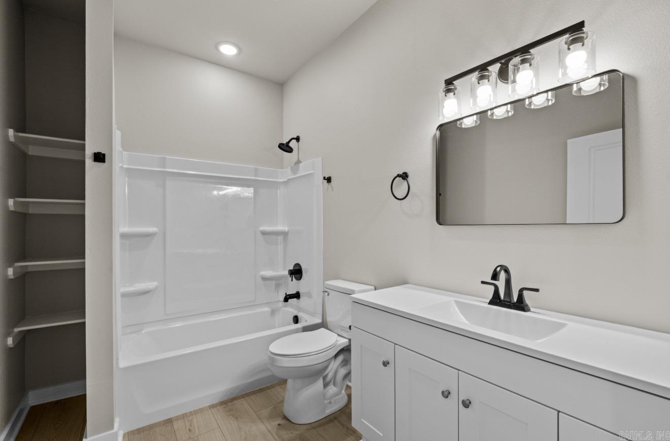 908 Judson Avenue Property Photo 18