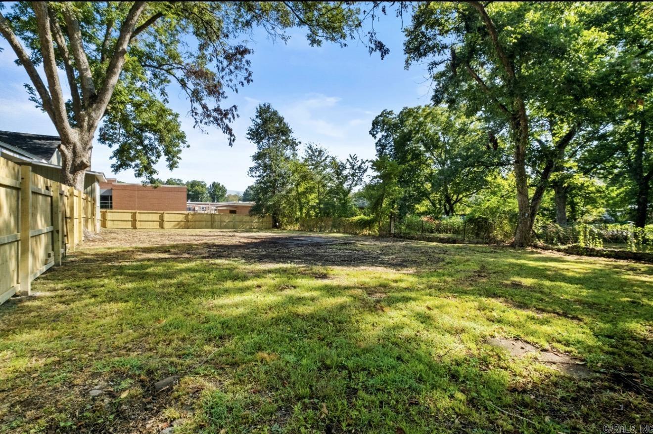 908 Judson Avenue Property Photo 23