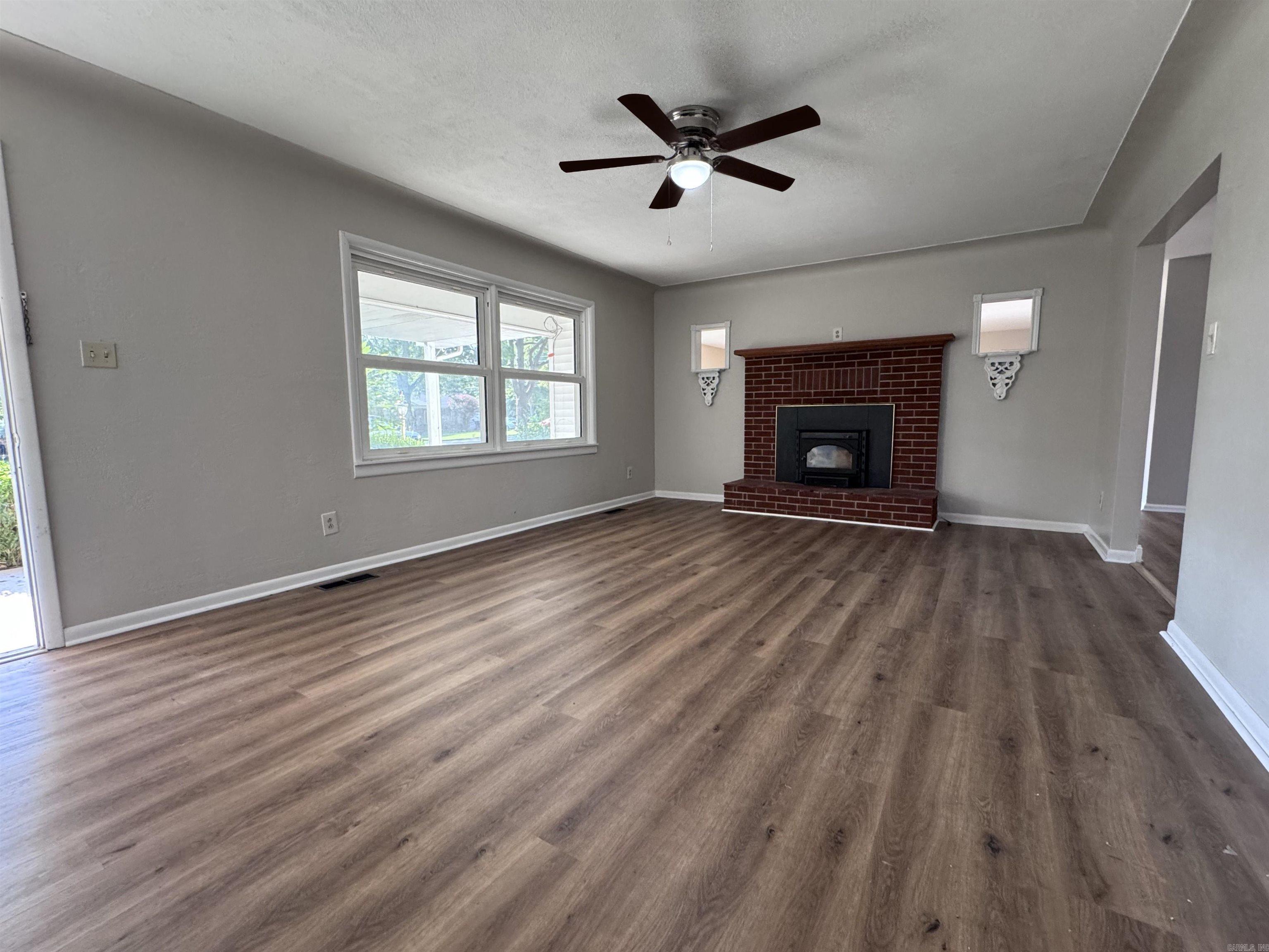 1024 Maple Street Property Photo 2