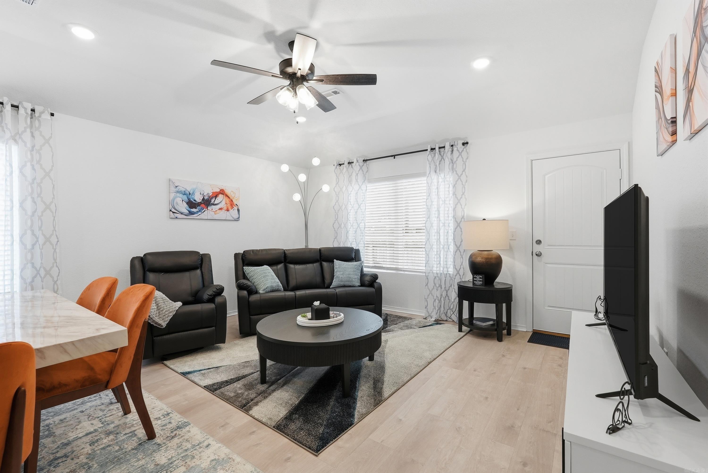 10904 Mason Drive Property Photo 5