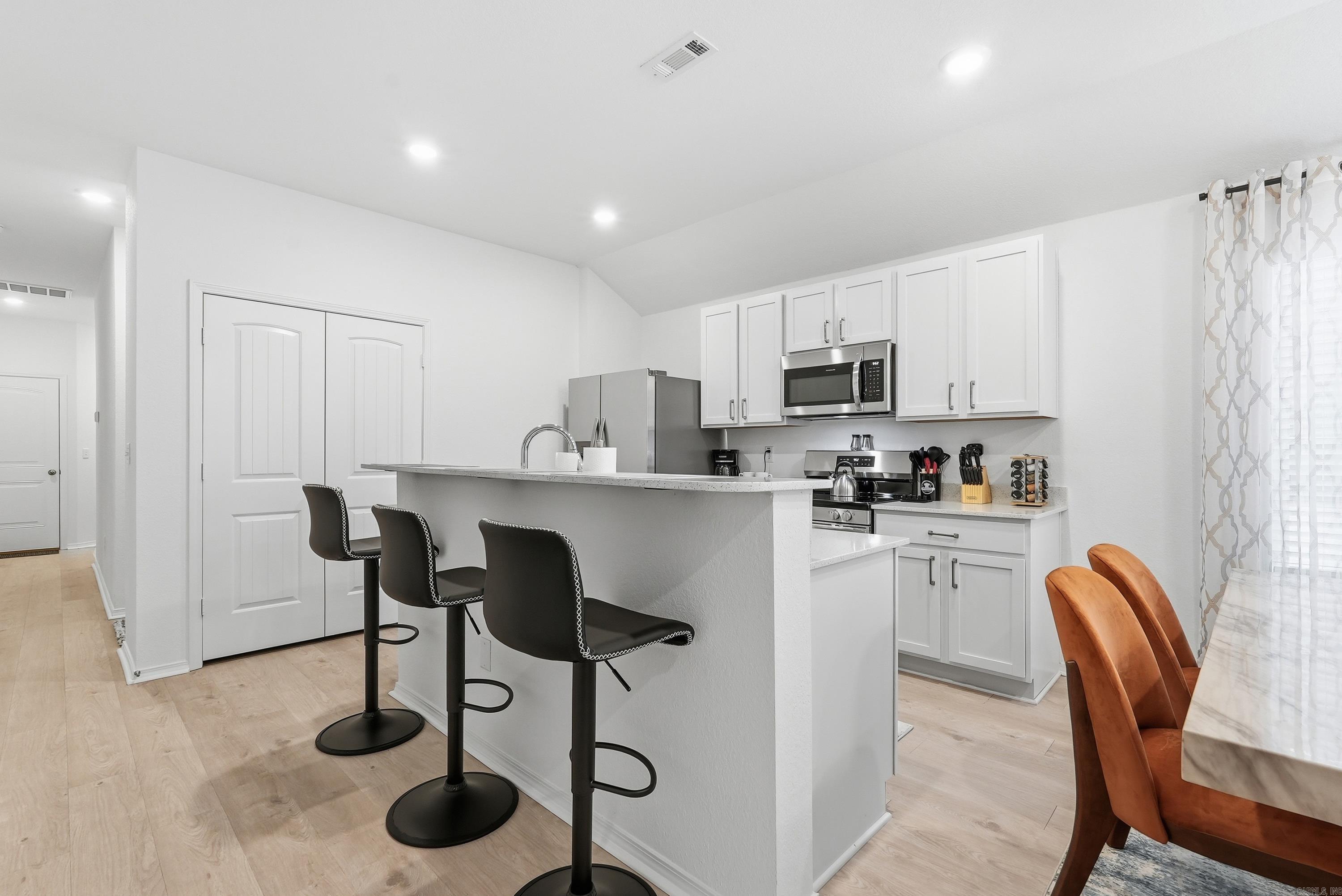 10904 Mason Drive Property Photo 11