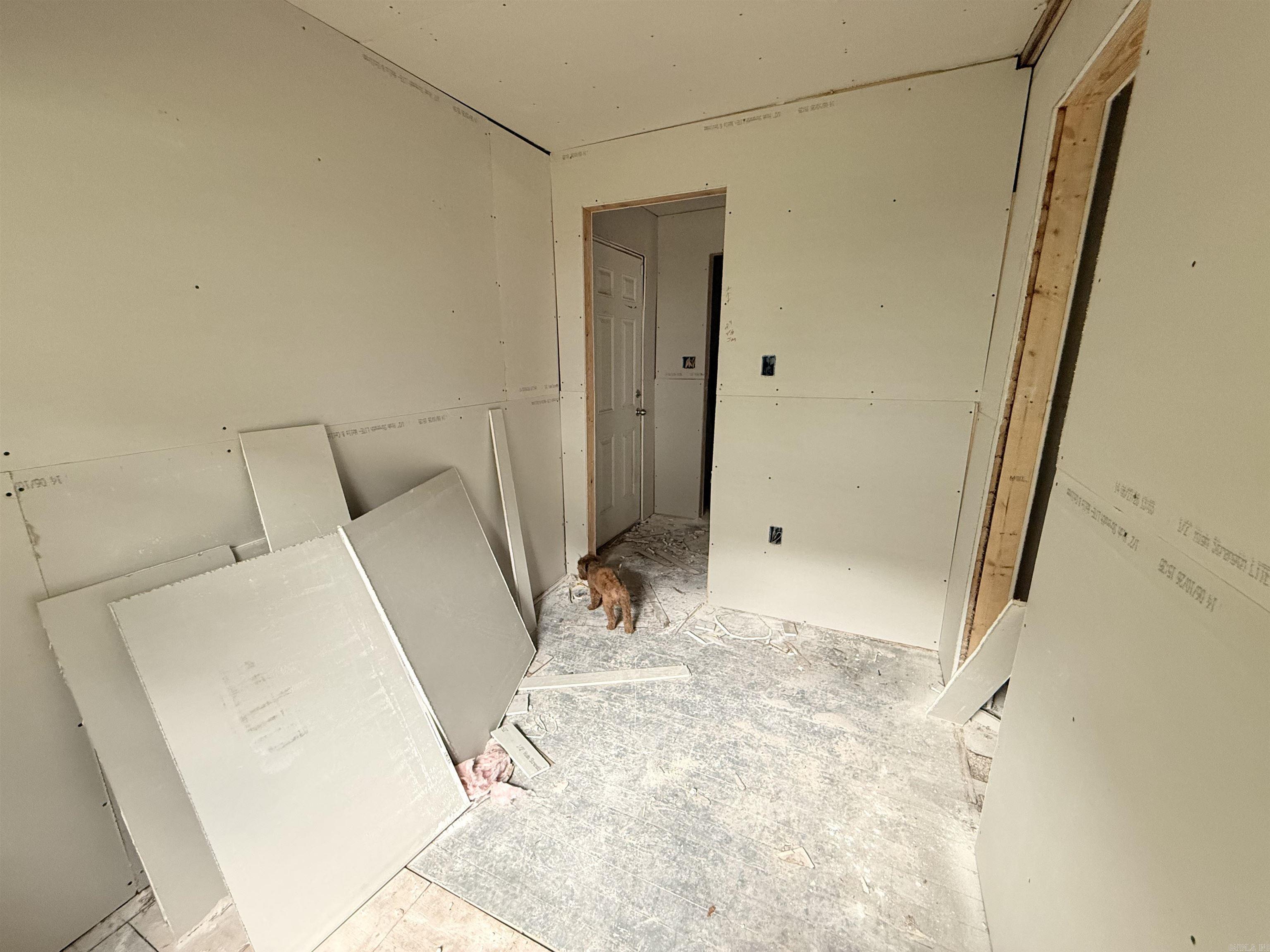 408 S Gabbert Street Property Photo 7