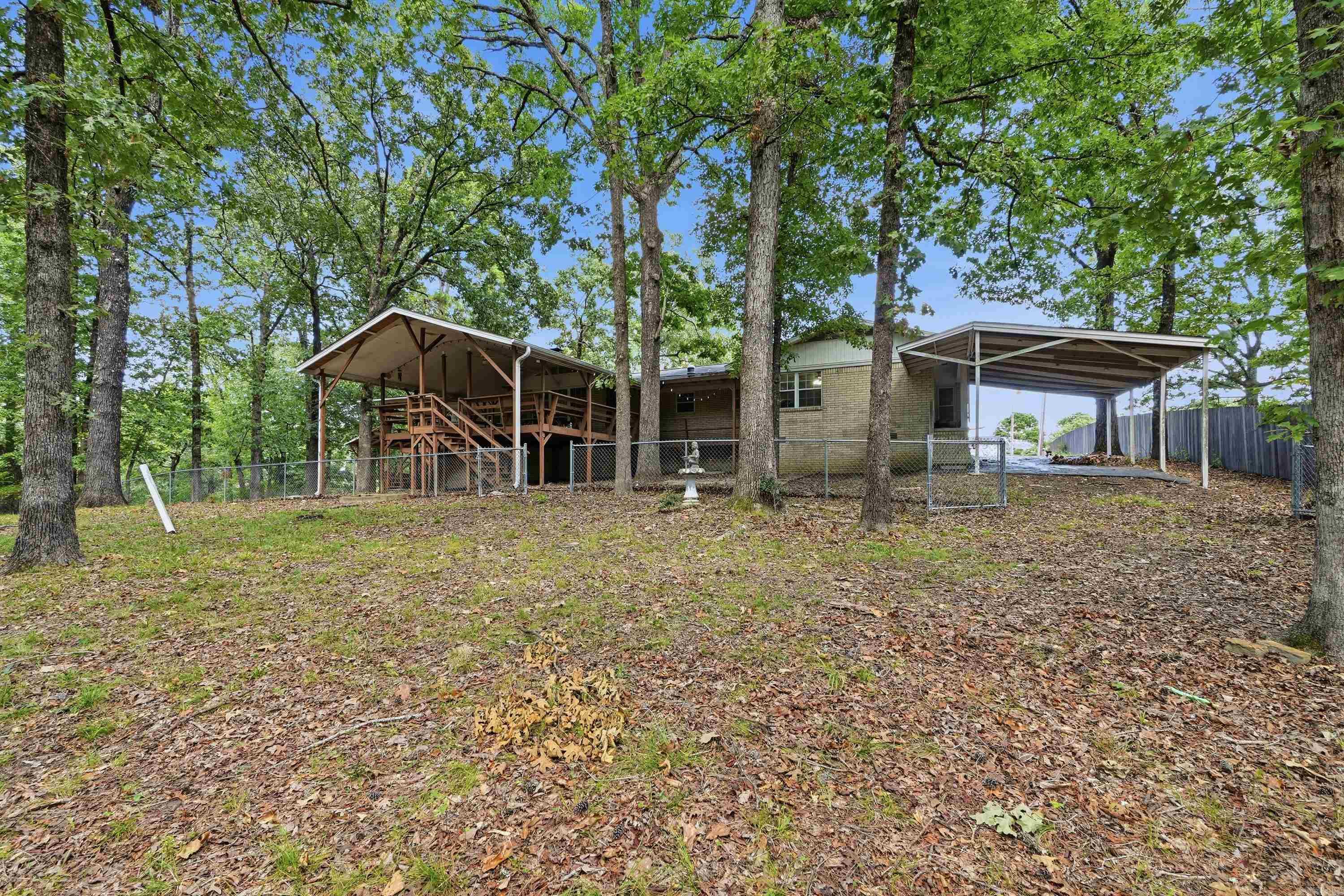 511 N Ross Maddox Property Photo 26