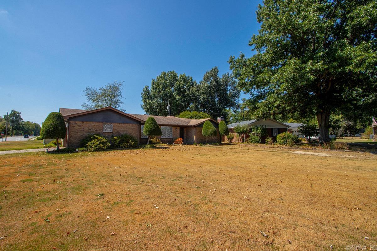2 Linda Cove Property Photo 9