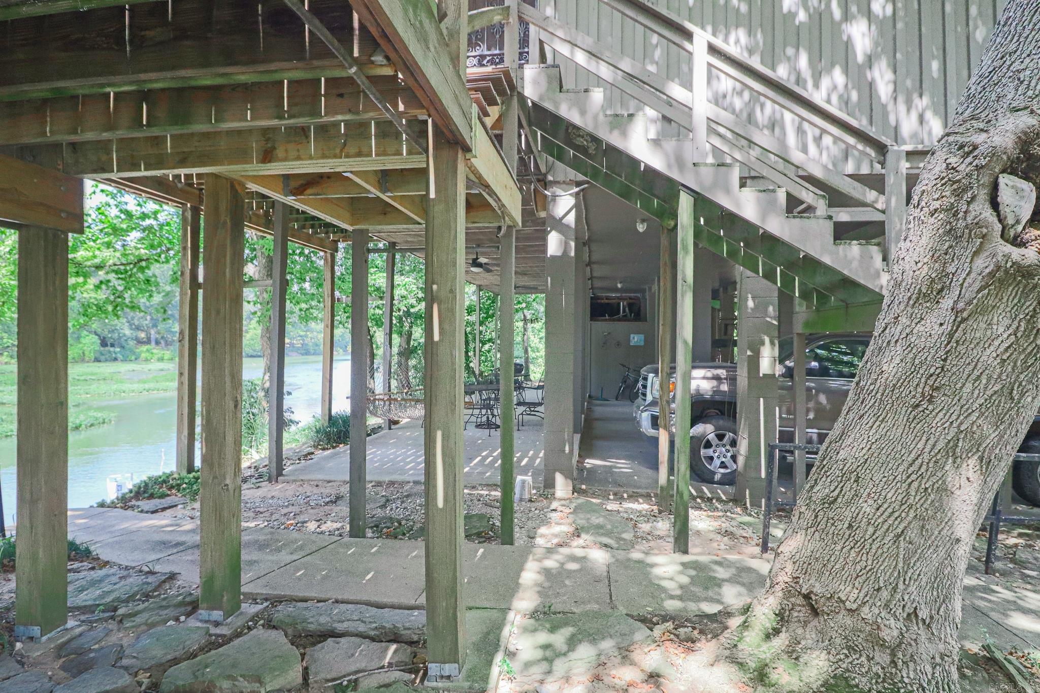 295 Loberg Property Photo 18