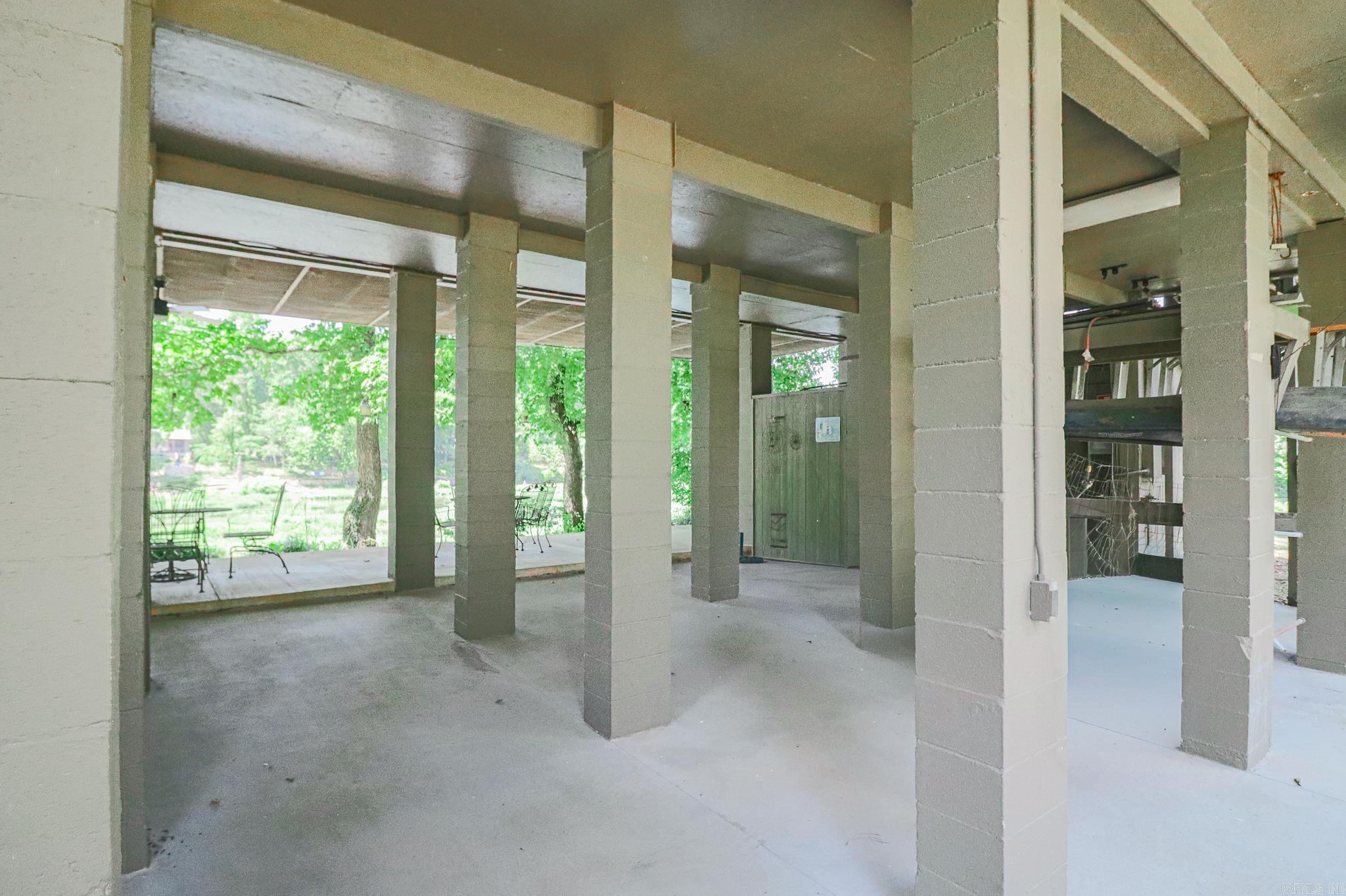 295 Loberg Property Photo 19
