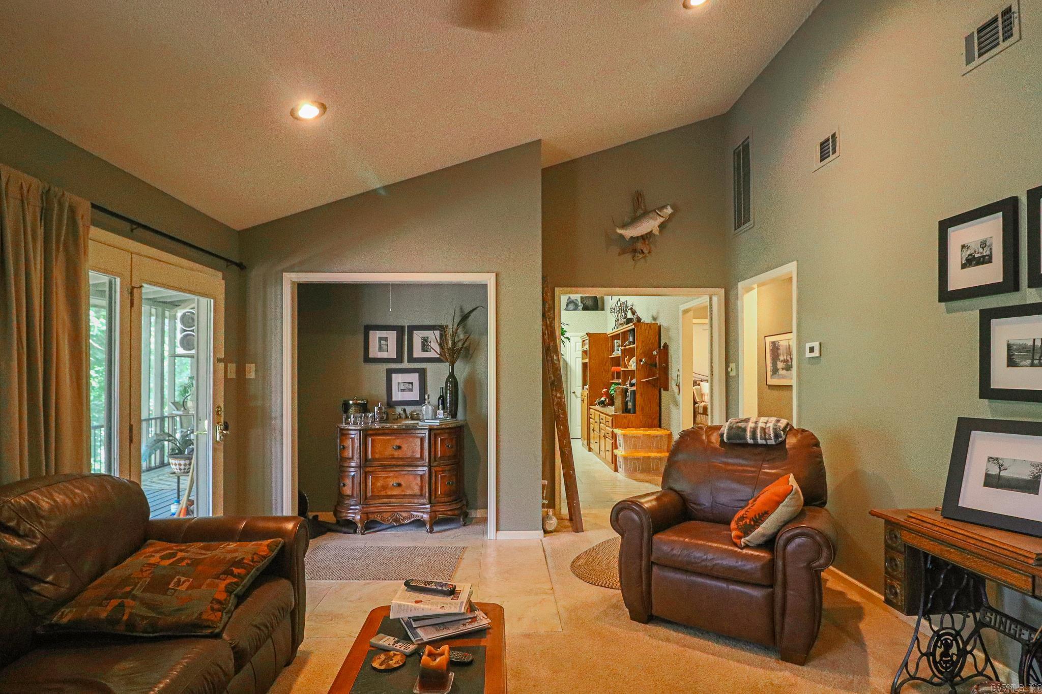 295 Loberg Property Photo 28