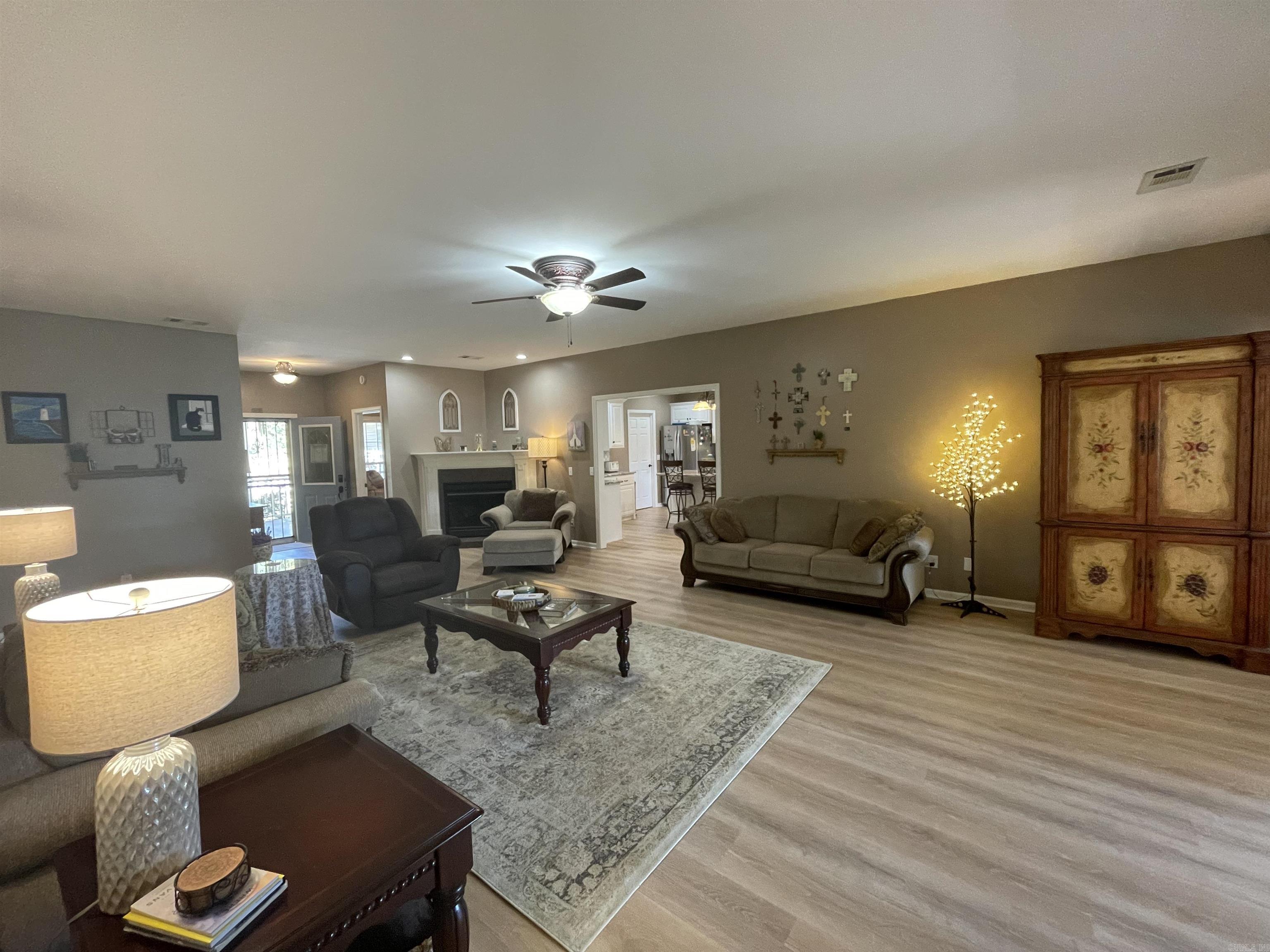 835 Sunset Valley Dr Property Photo 17