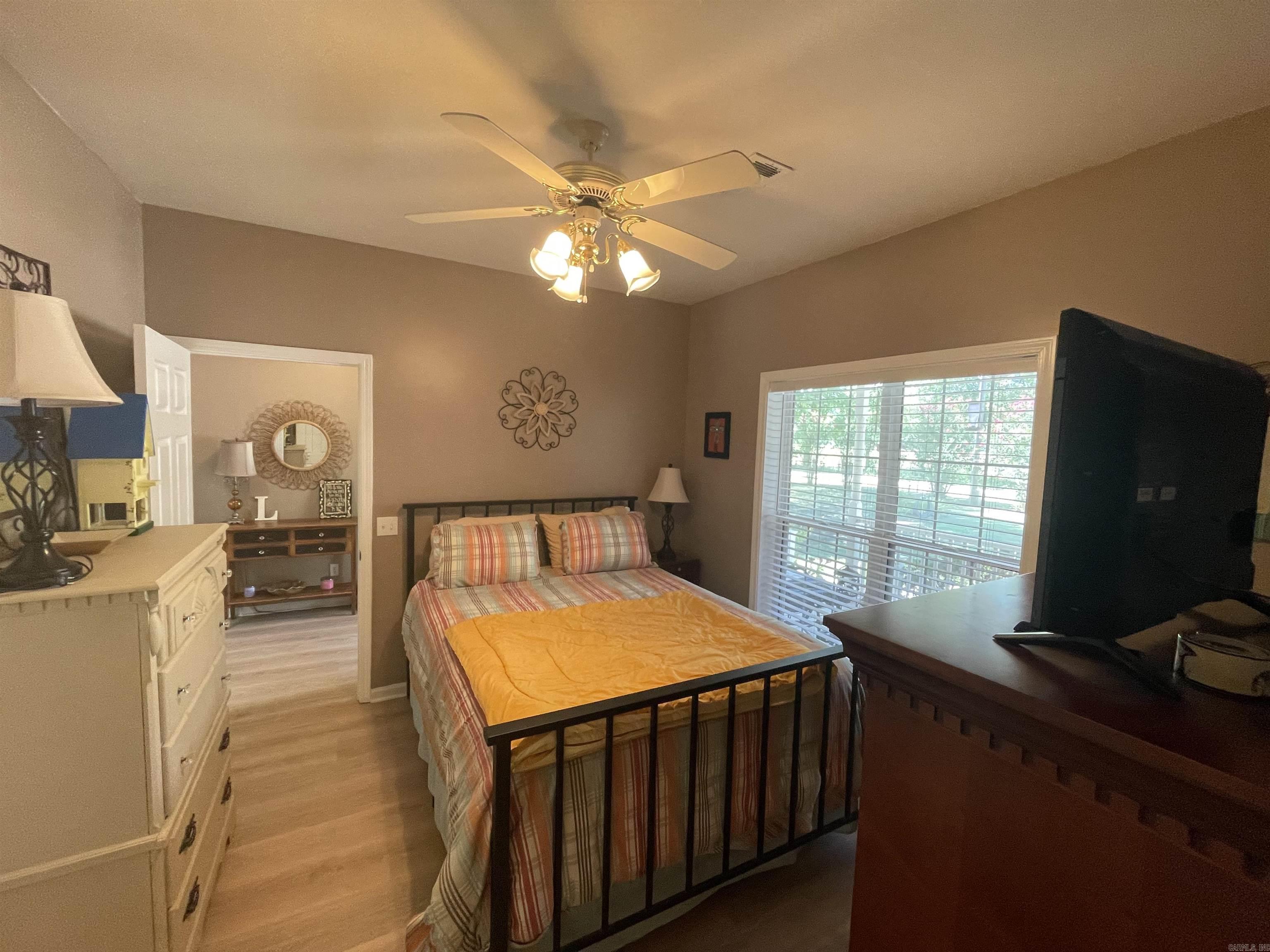 835 Sunset Valley Dr Property Photo 24