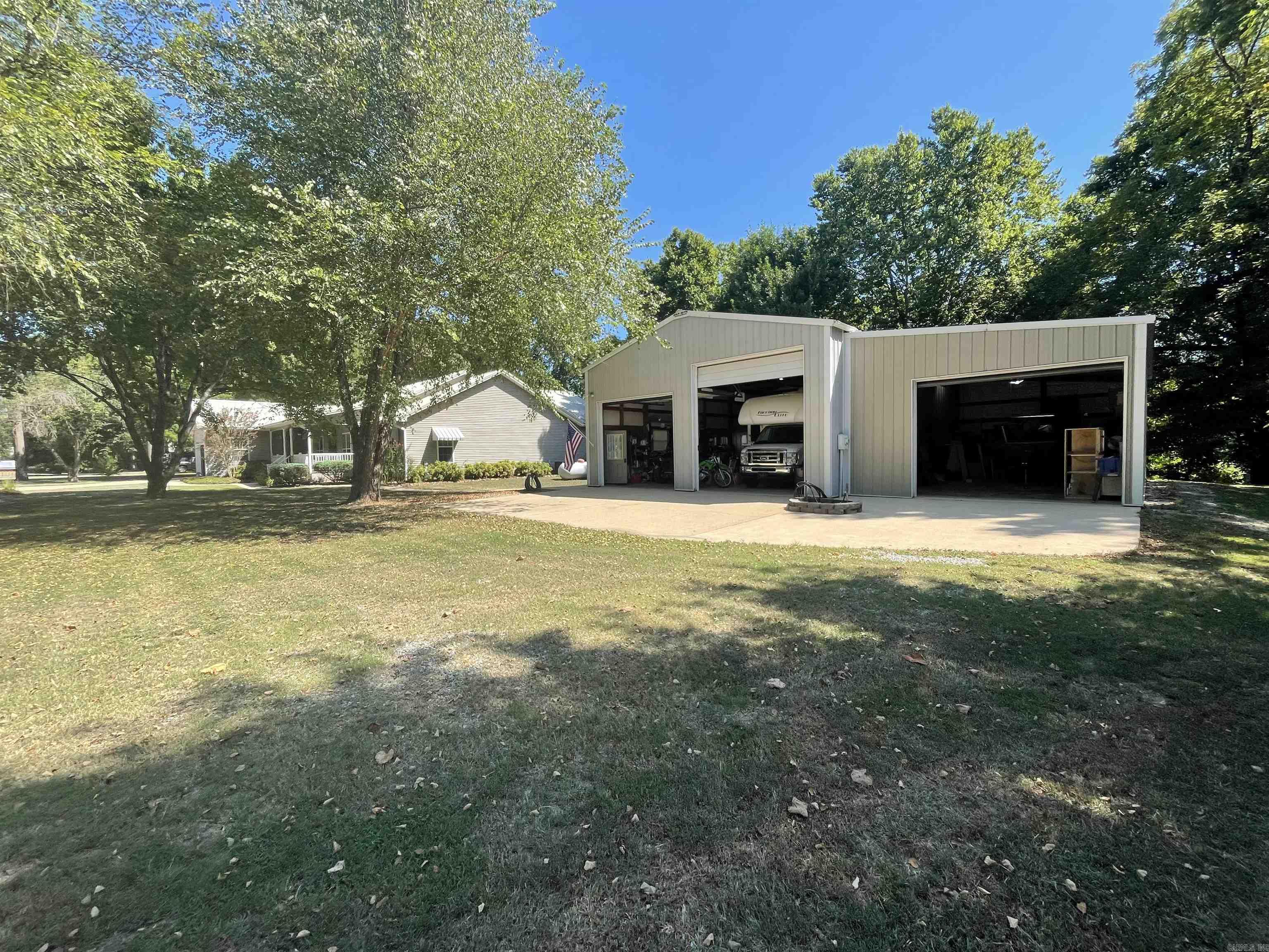 835 Sunset Valley Dr Property Photo 39