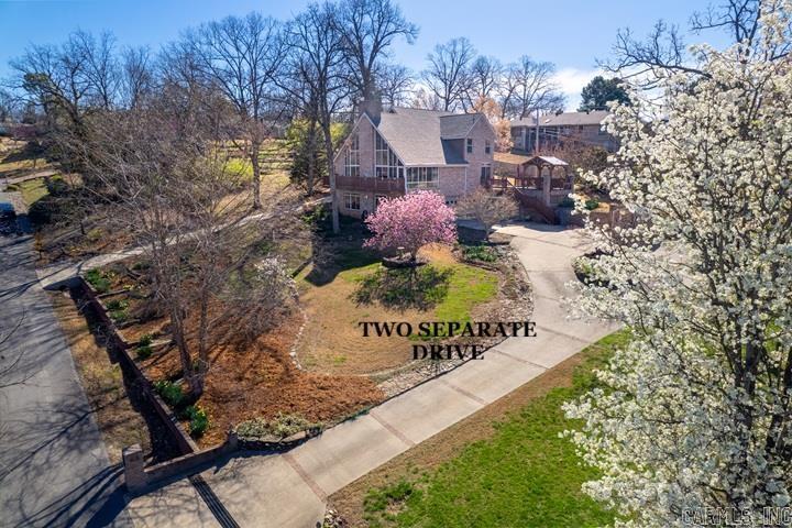 79 Elizabeth Way Property Photo 3