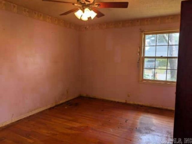 2400 Sheraton Park Drive Property Photo 6