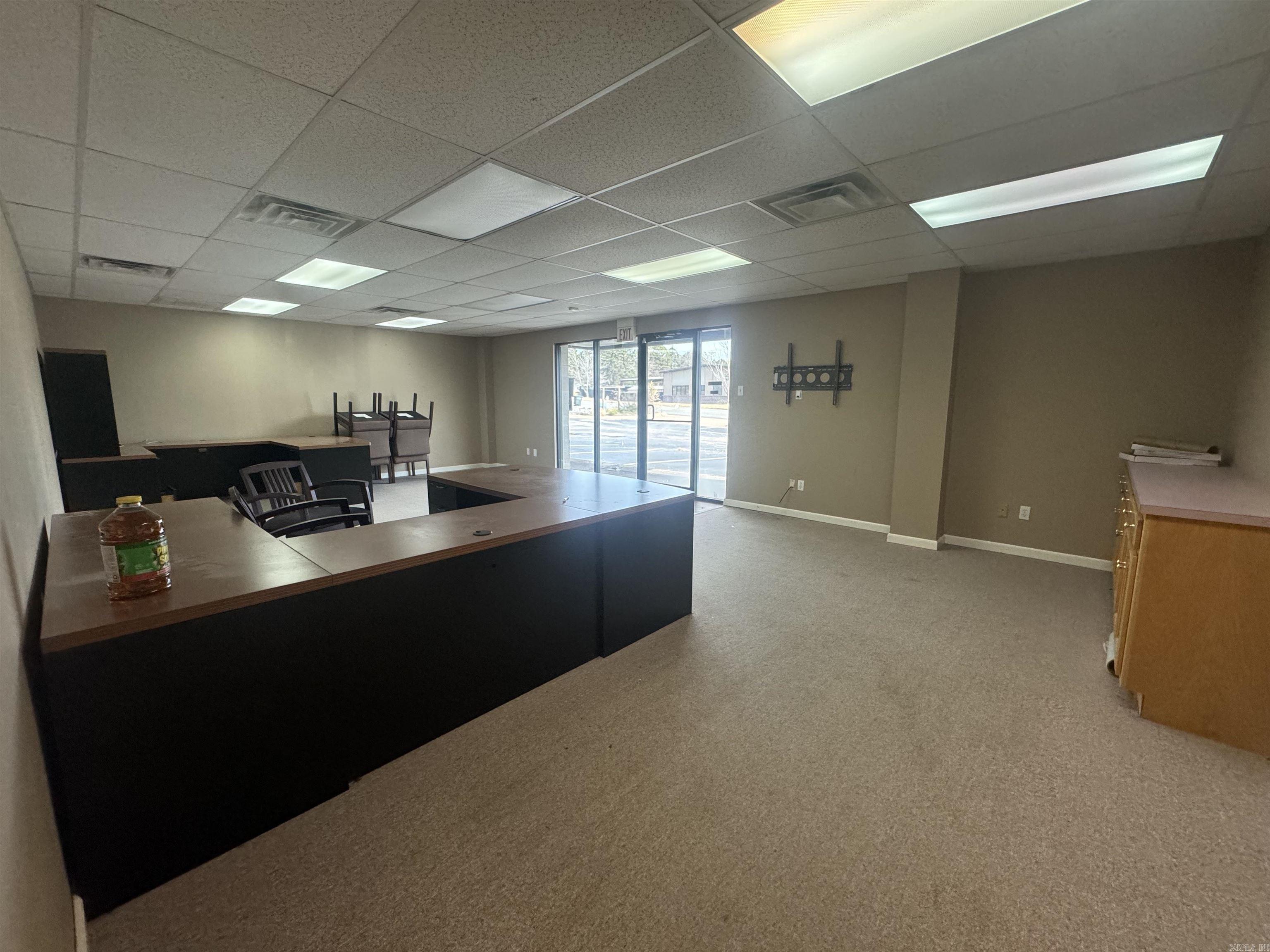 1041 Lantrip Road Property Photo 4