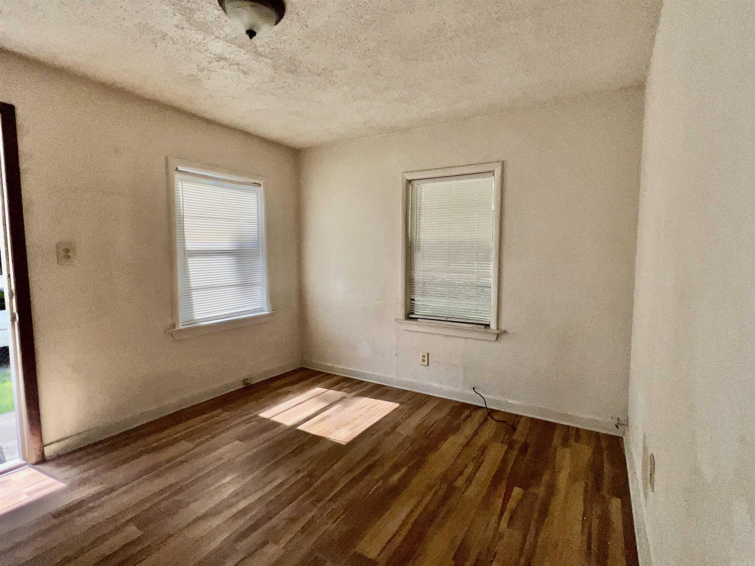 617 Gordon Street Property Photo 3