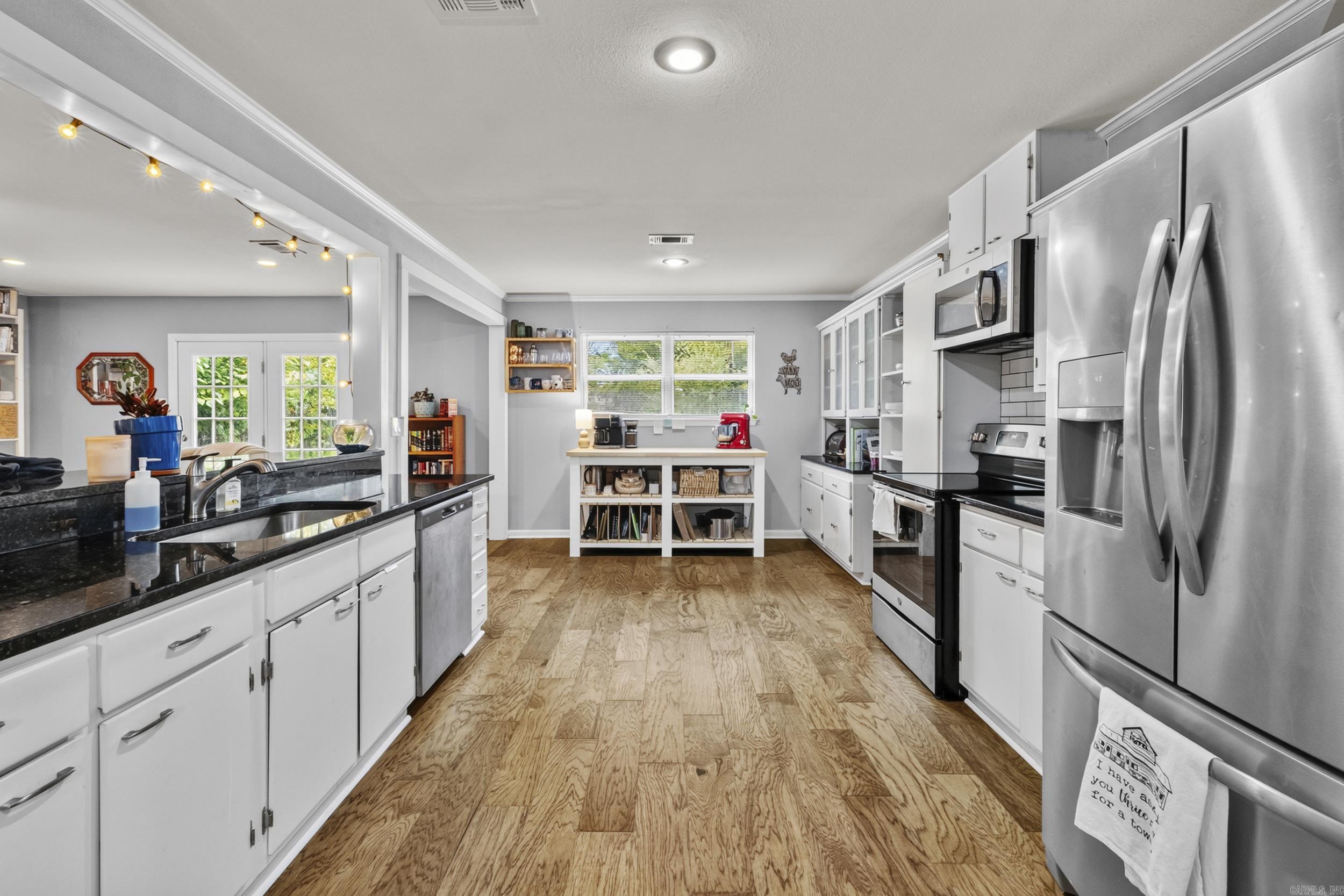 12 Burford Drive Property Photo 4