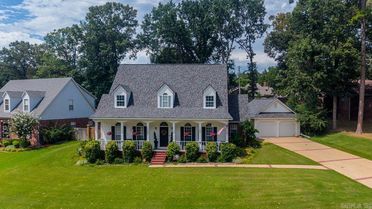 1185 Cambridge Circle Property Photo 4