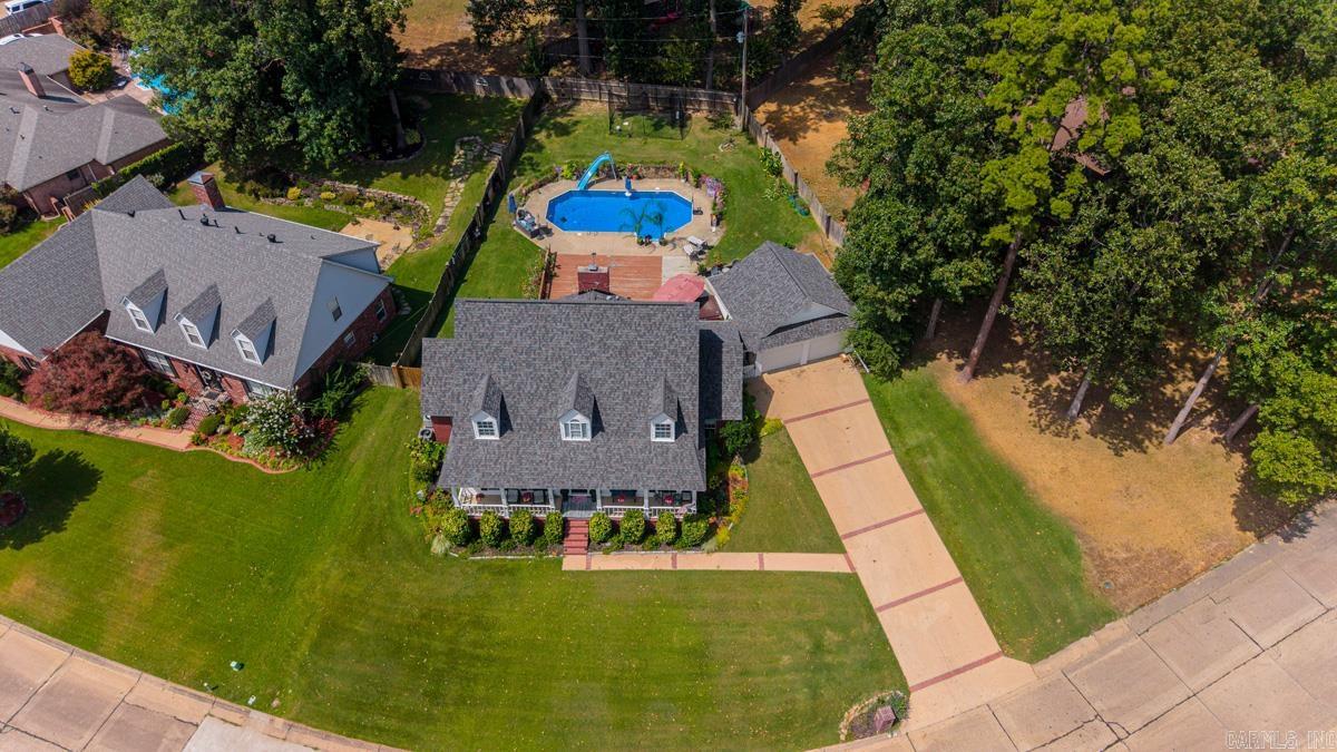 1185 Cambridge Circle Property Photo 8